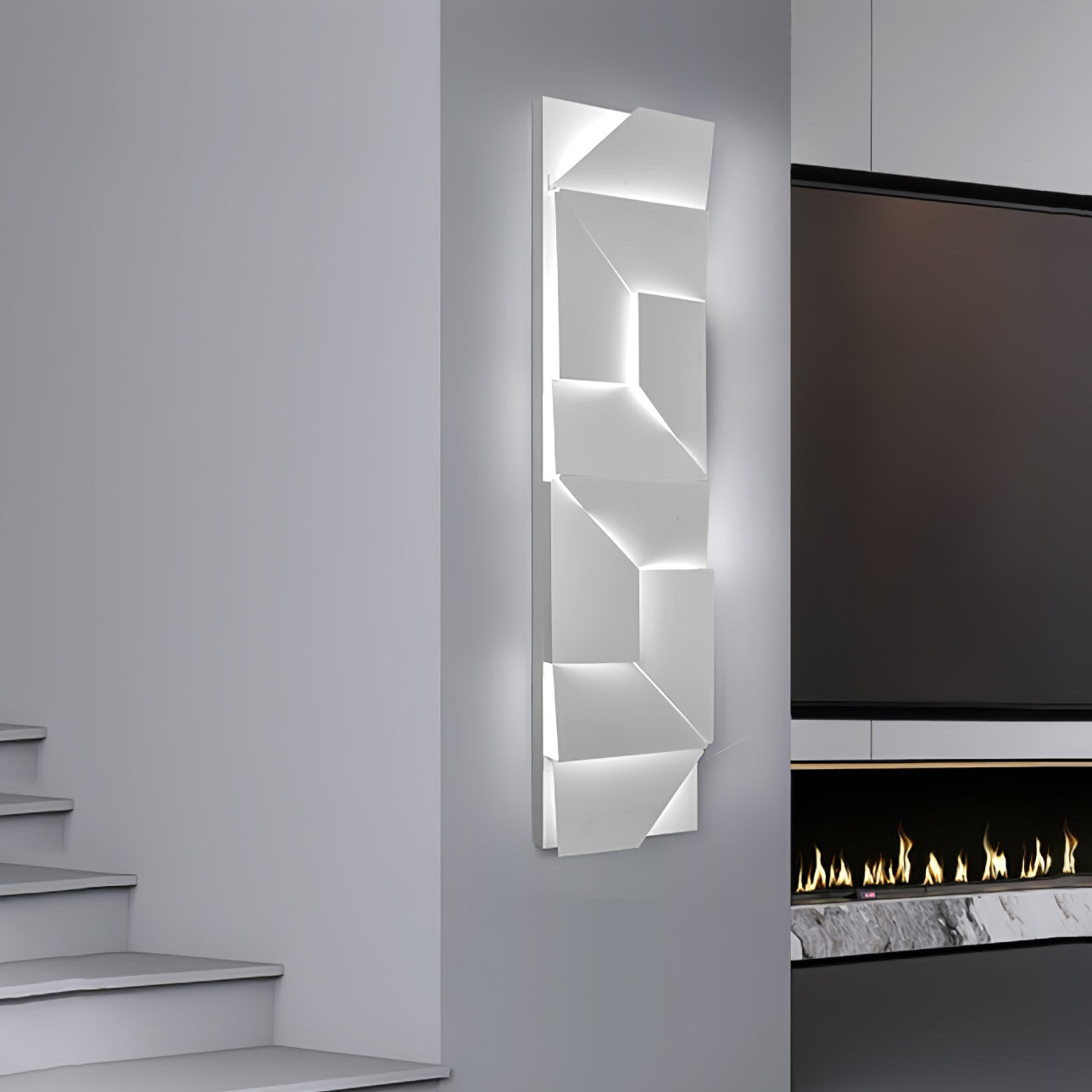 Shadows Grand Plug-in Sconce - Blowlighting