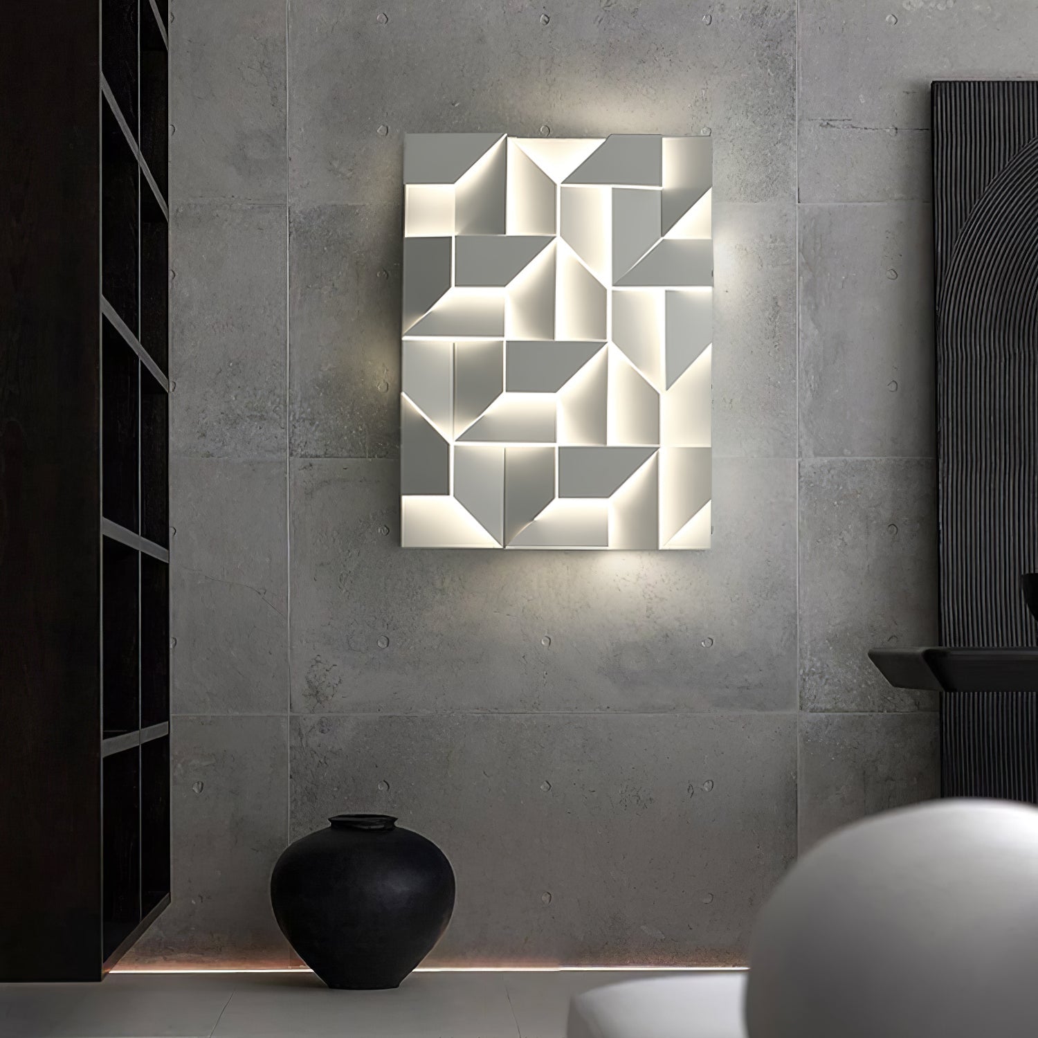 Shadows Grand Plug-in Sconce - Blowlighting