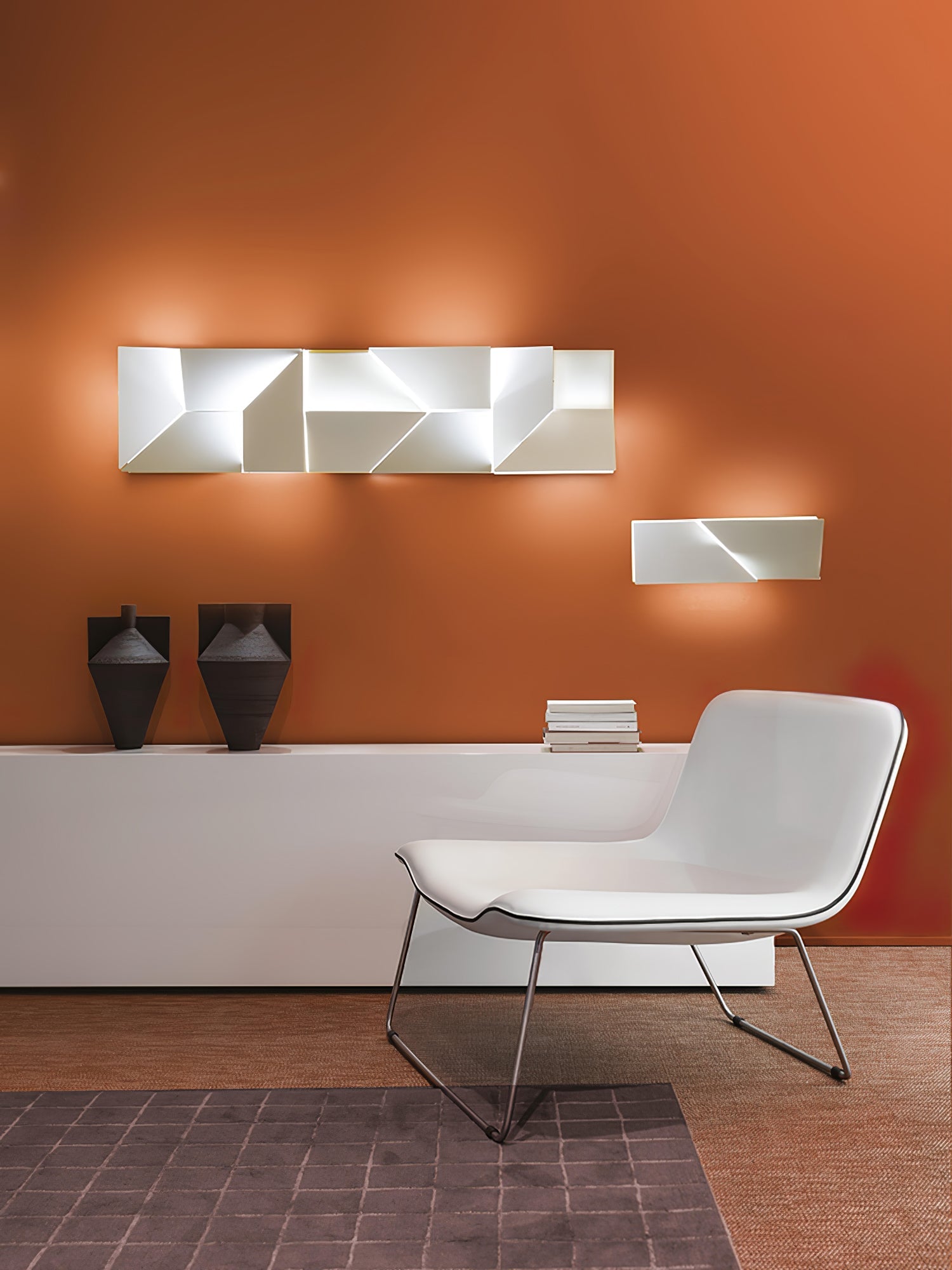 Shadows Grand Plug-in Sconce - Blowlighting