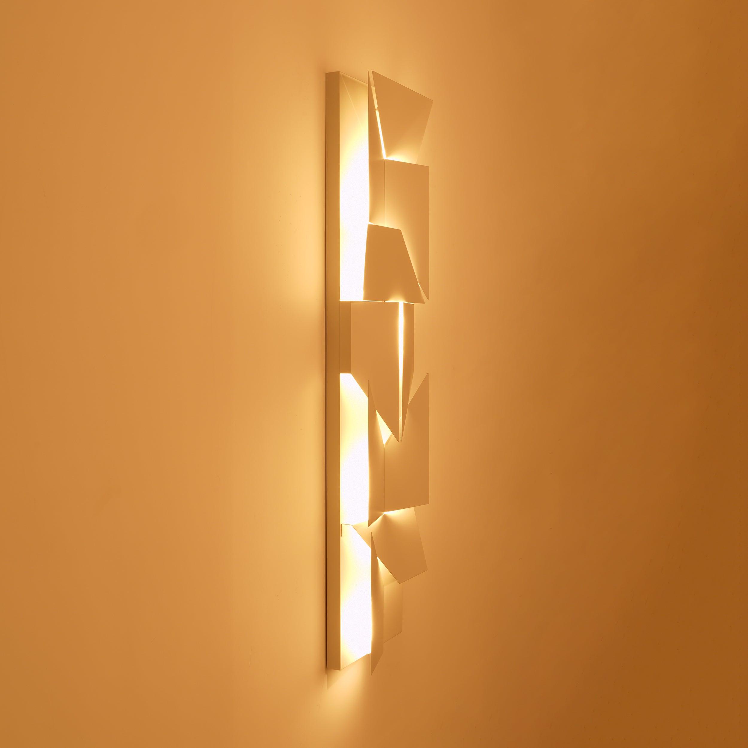 Shadows Grand Plug-in Sconce - Blowlighting