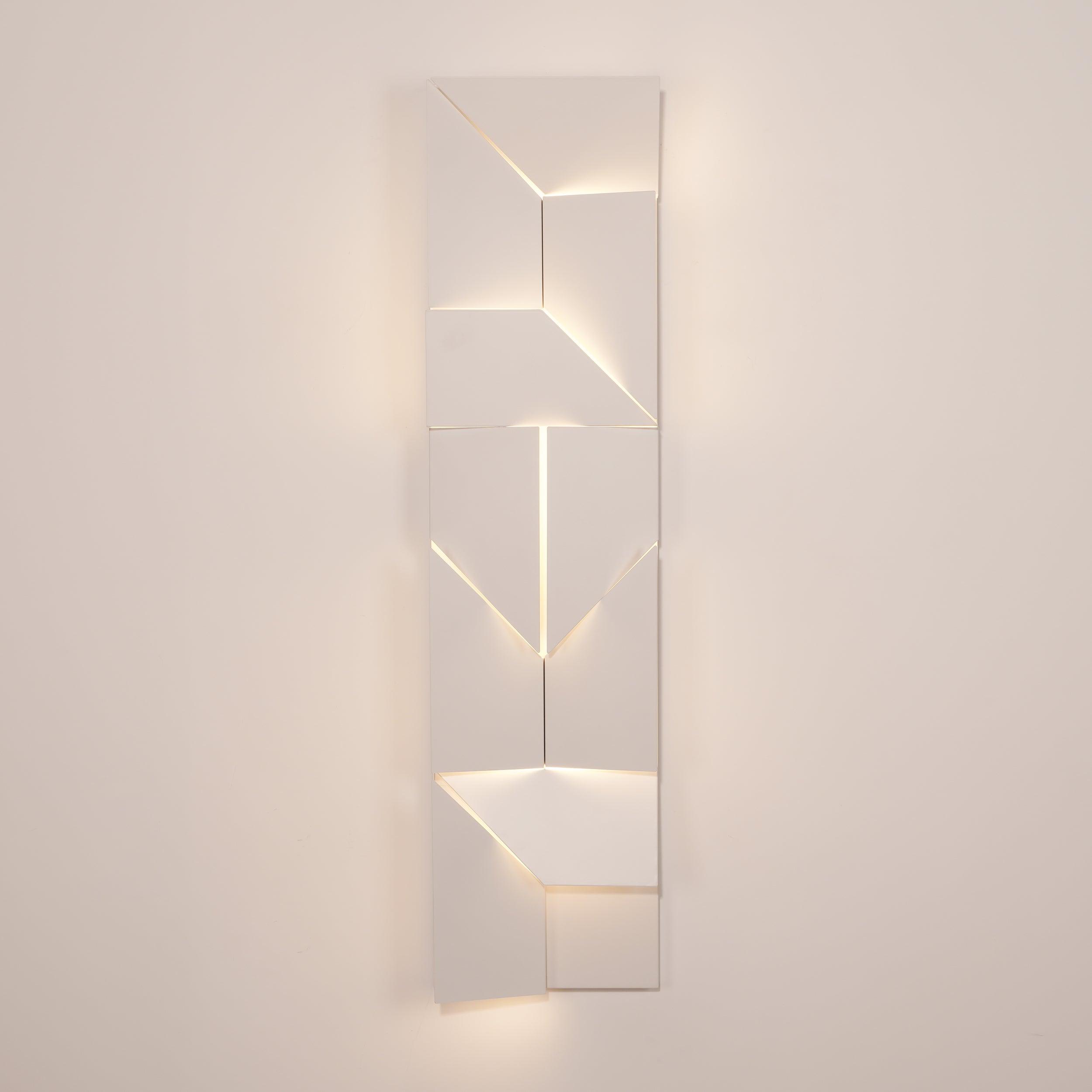 Shadows Grand Plug-in Sconce - Blowlighting