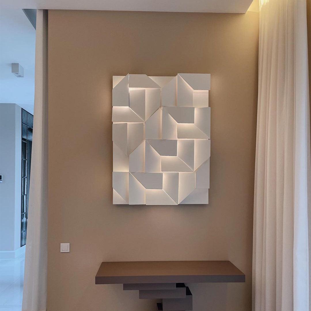 Shadows Grand Plug-in Sconce - Blowlighting