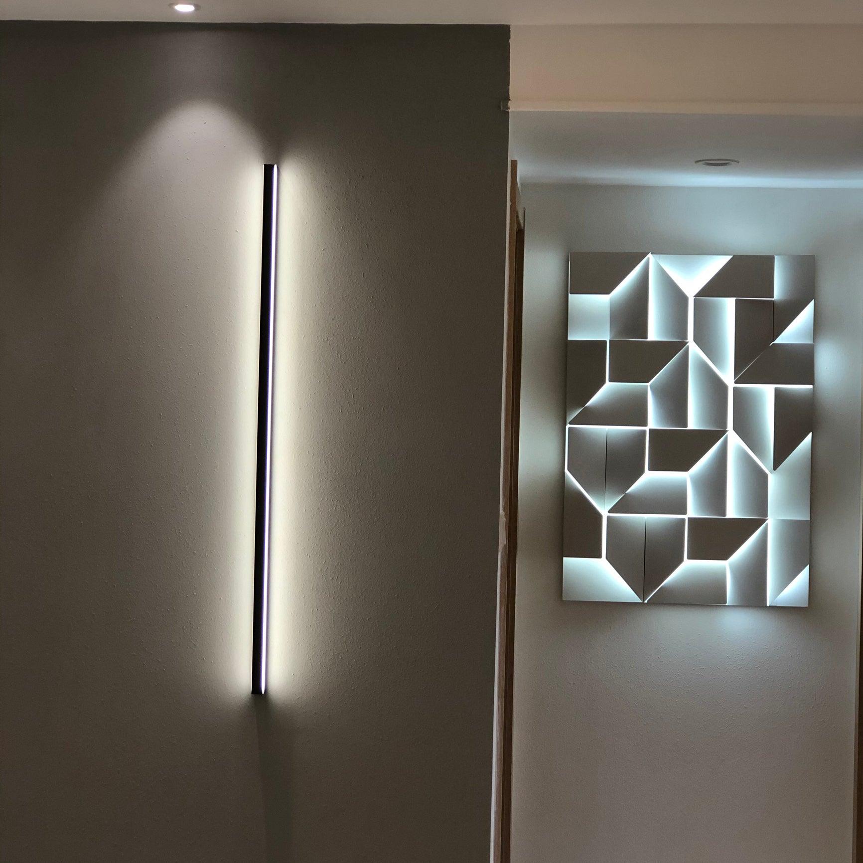 Shadows Grand Plug-in Sconce - Blowlighting