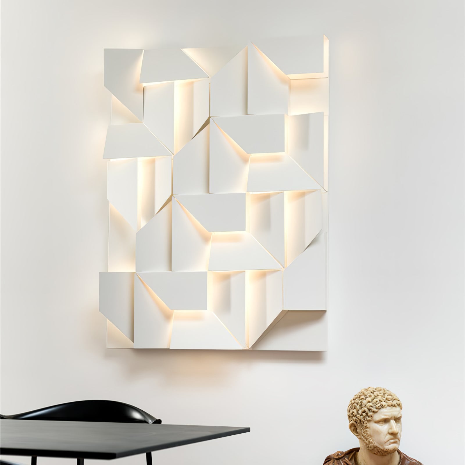 Shadows Grand Plug-in Sconce - Blowlighting