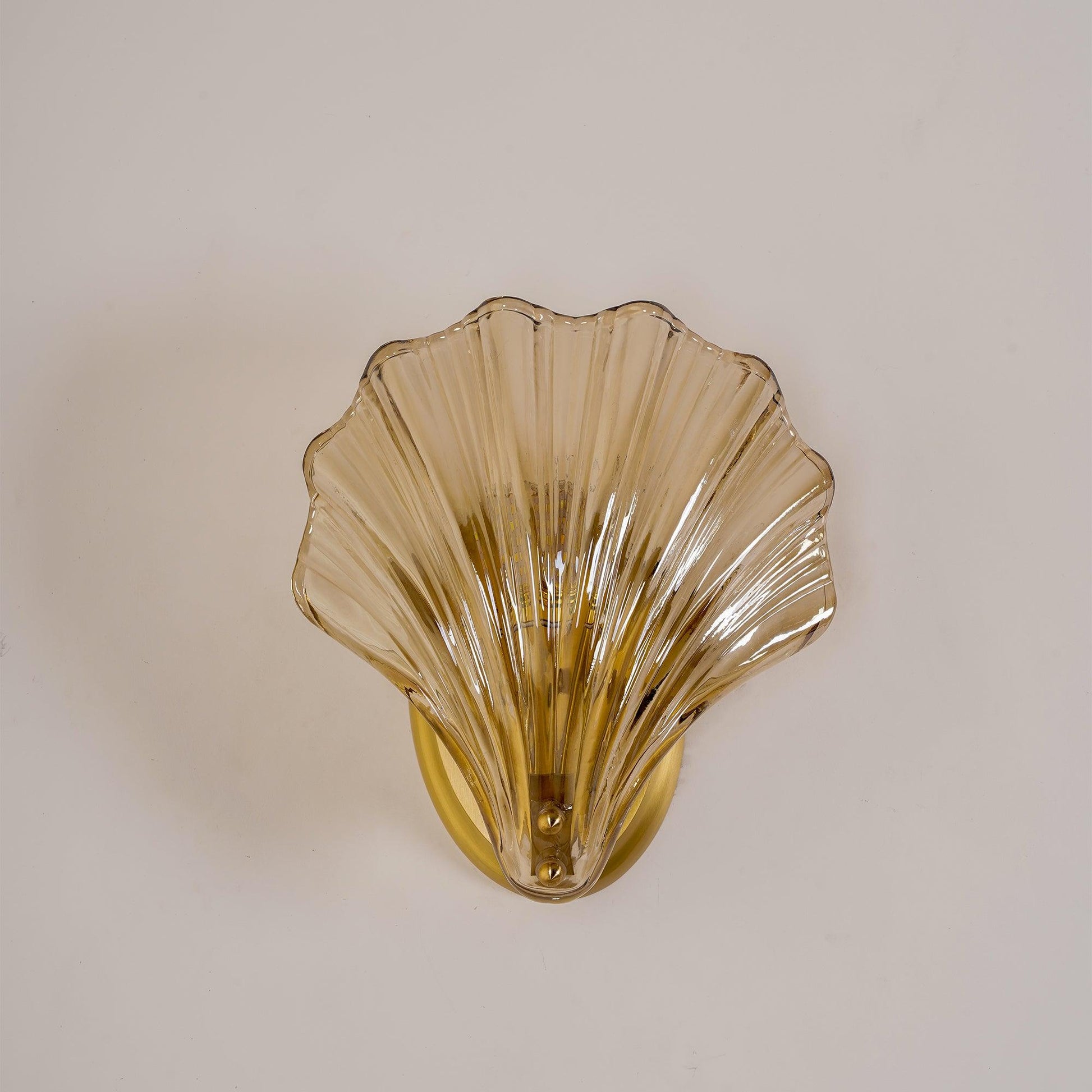 Shell Wall Light - Blowlighting