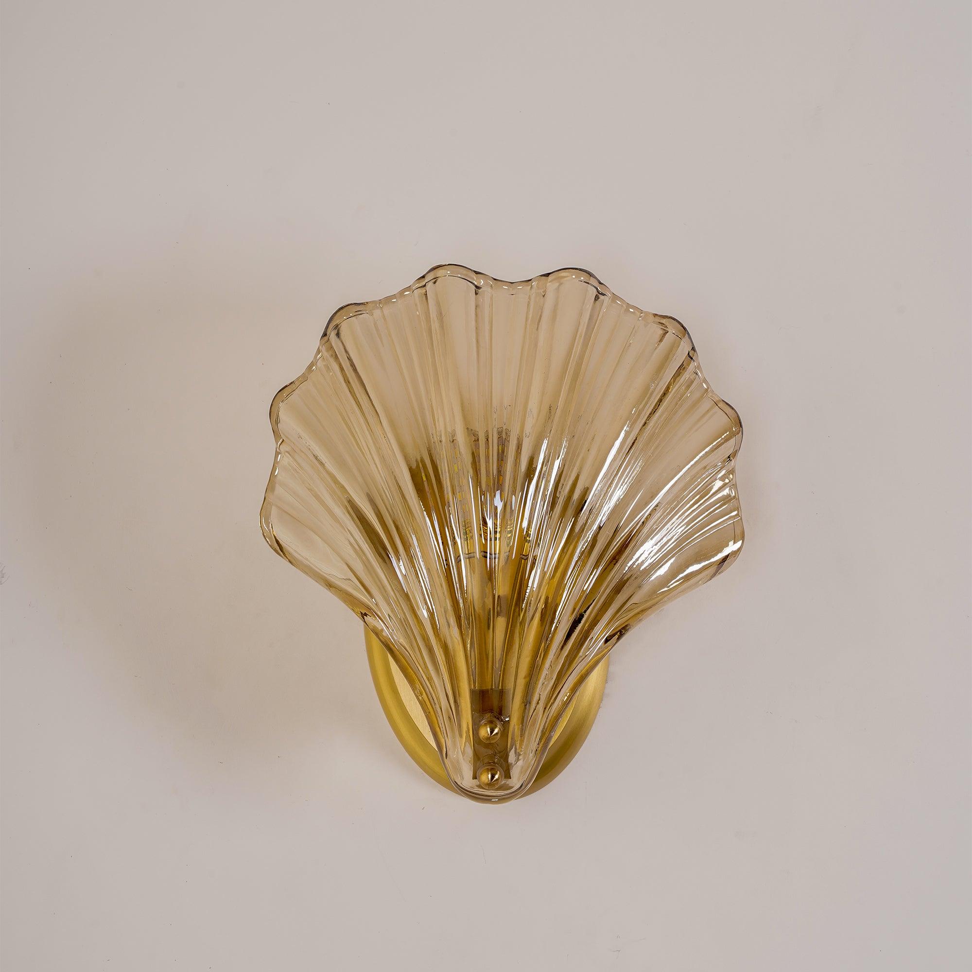 Shell Wall Light - Blowlighting