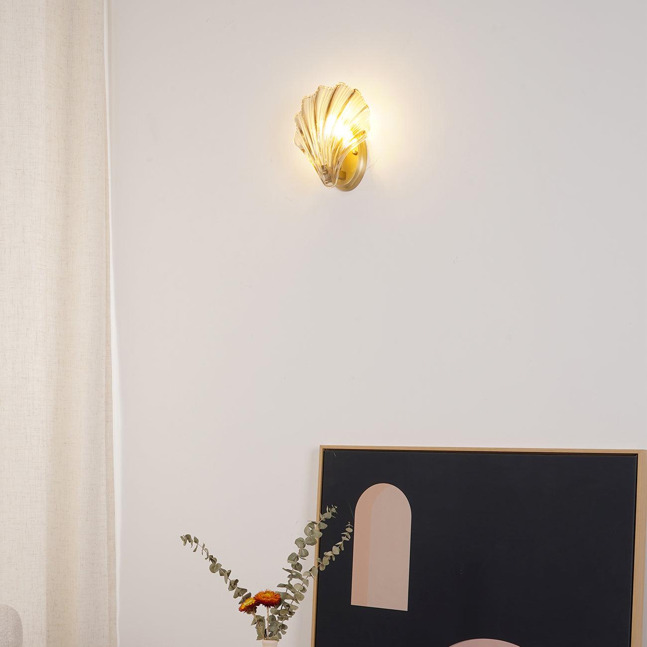 Shell Wall Light - Blowlighting