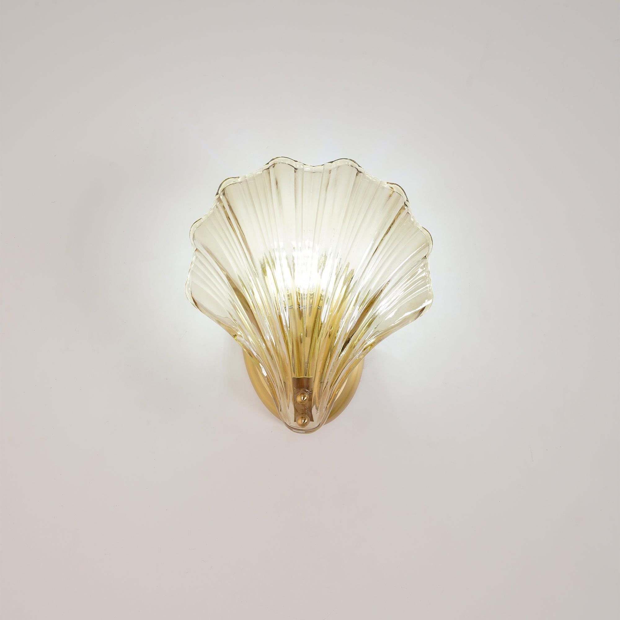 Shell Wall Light - Blowlighting