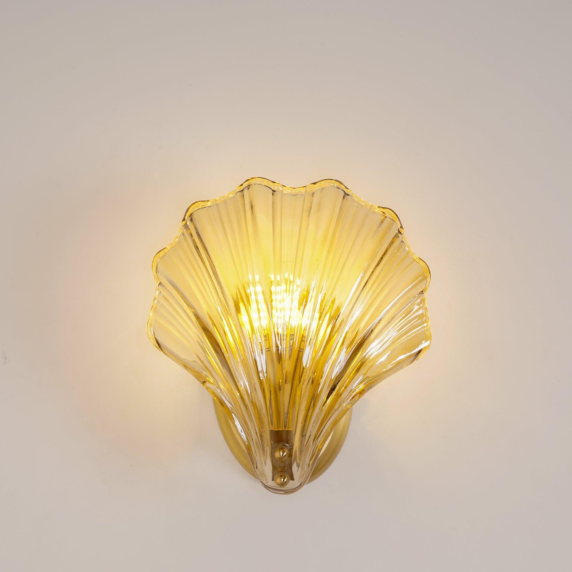 Shell Wall Light - Blowlighting