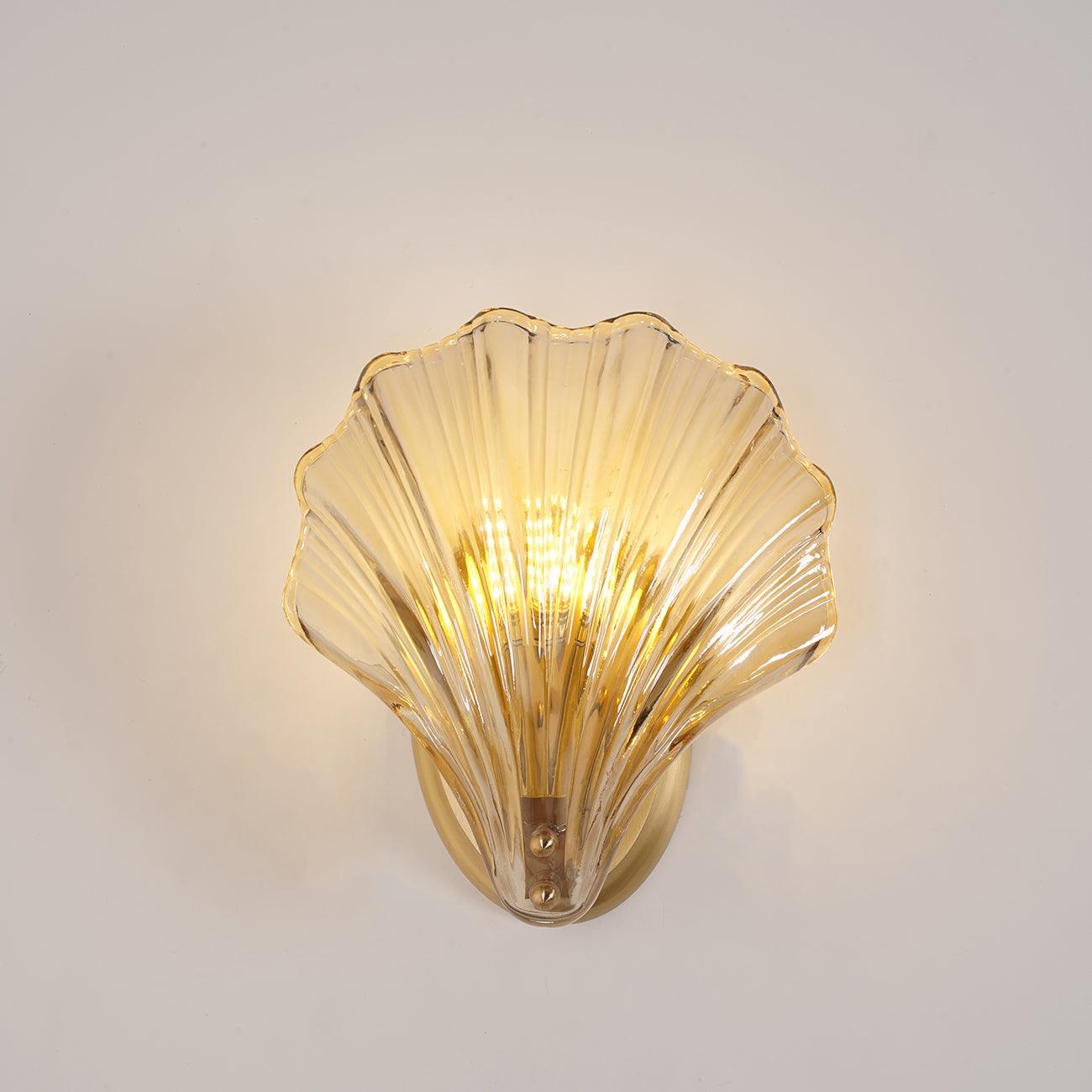 Shell Wall Light - Blowlighting