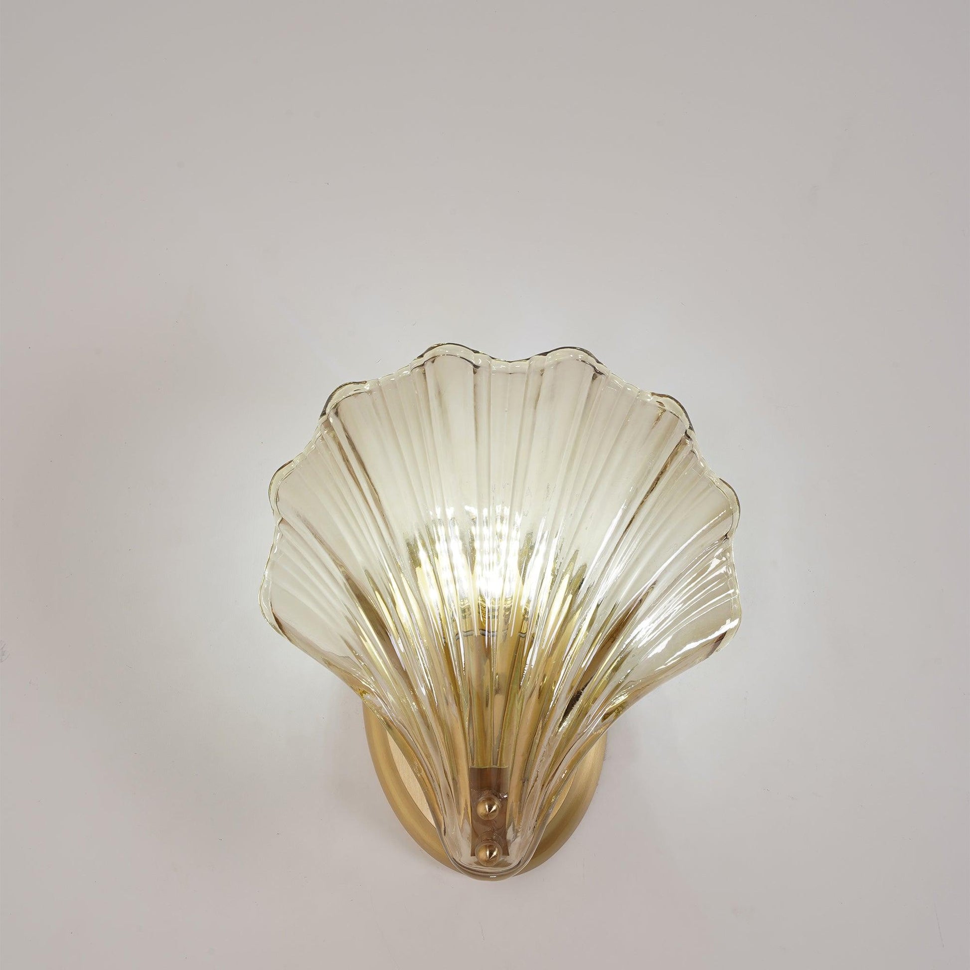 Shell Wall Light - Blowlighting