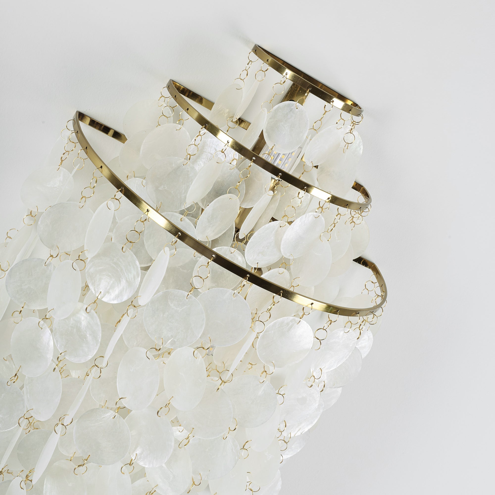 Shell Cascading Wall Light - Blowlighting
