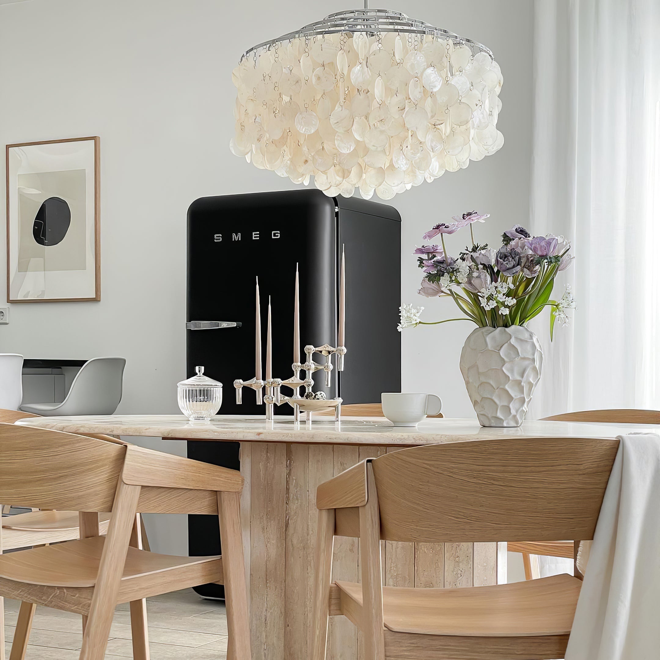 Round Shell Chandelier - Blowlighting