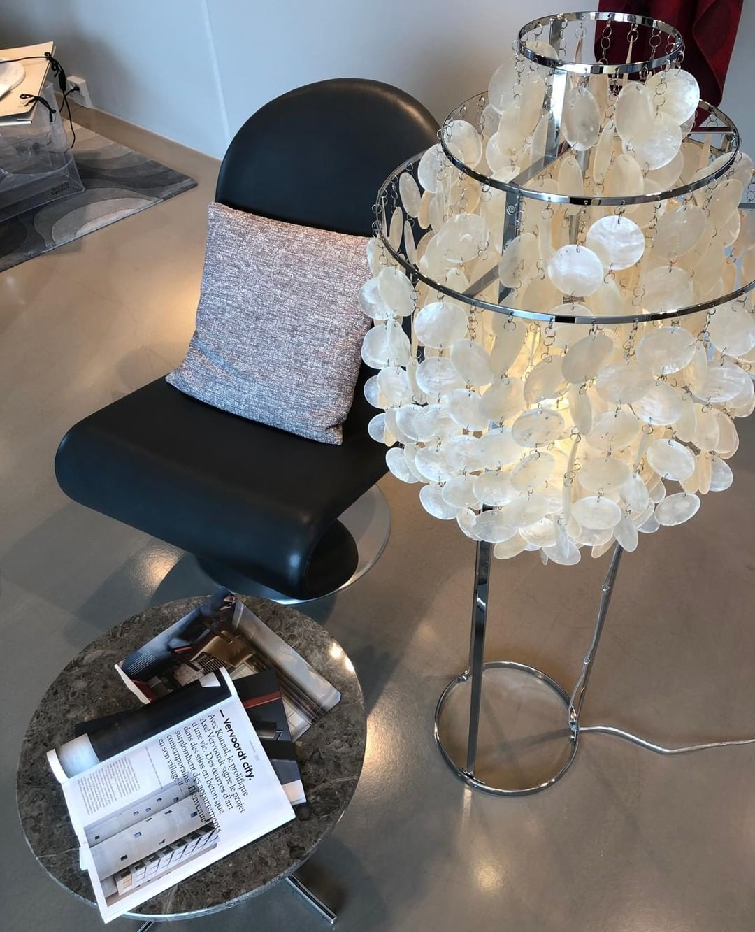 Shell Floor Lamp - Blowlighting