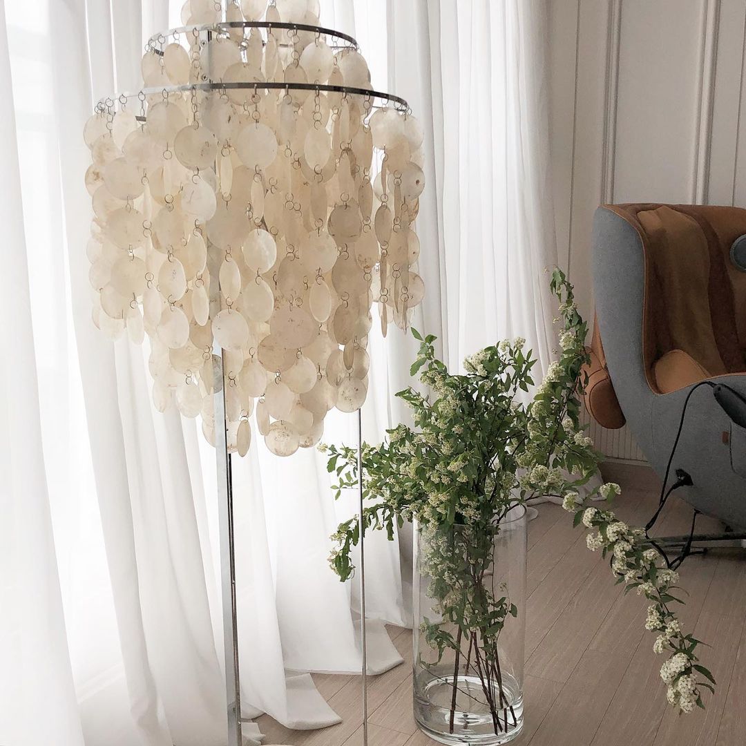 Shell Floor Lamp - Blowlighting