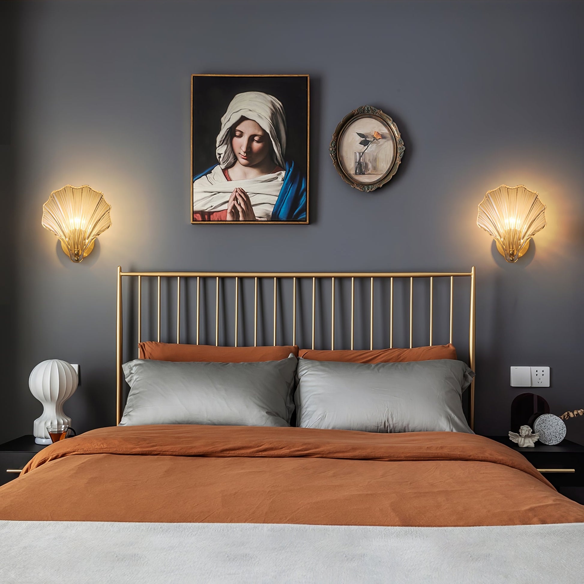 Shell Wall Light - Blowlighting