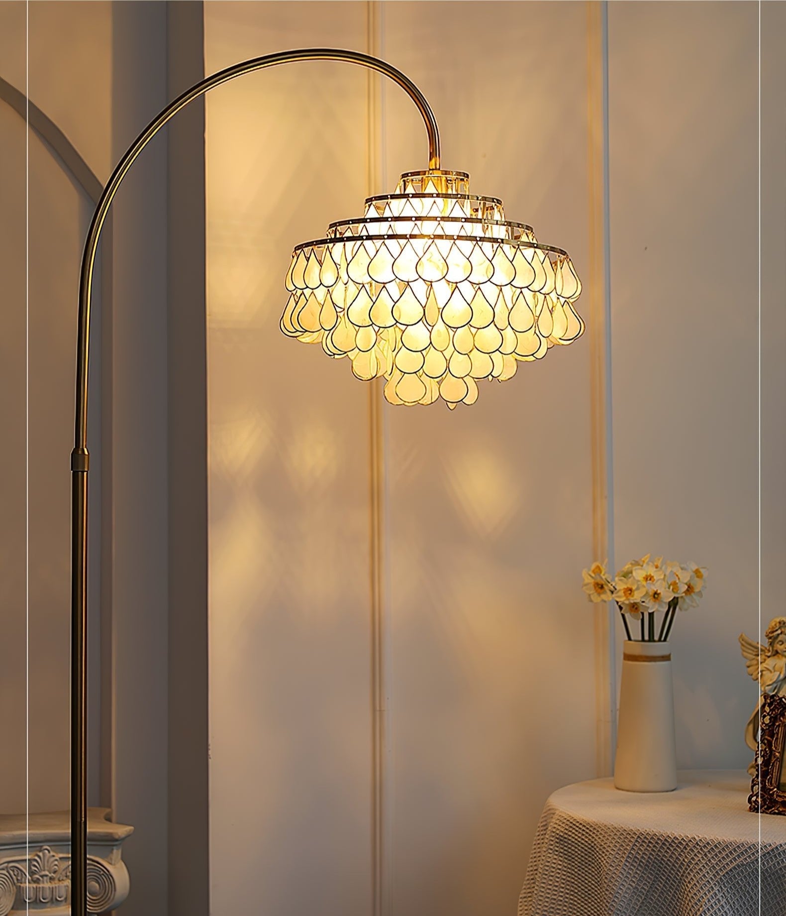 Shells Floor Lamp - Blowlighting
