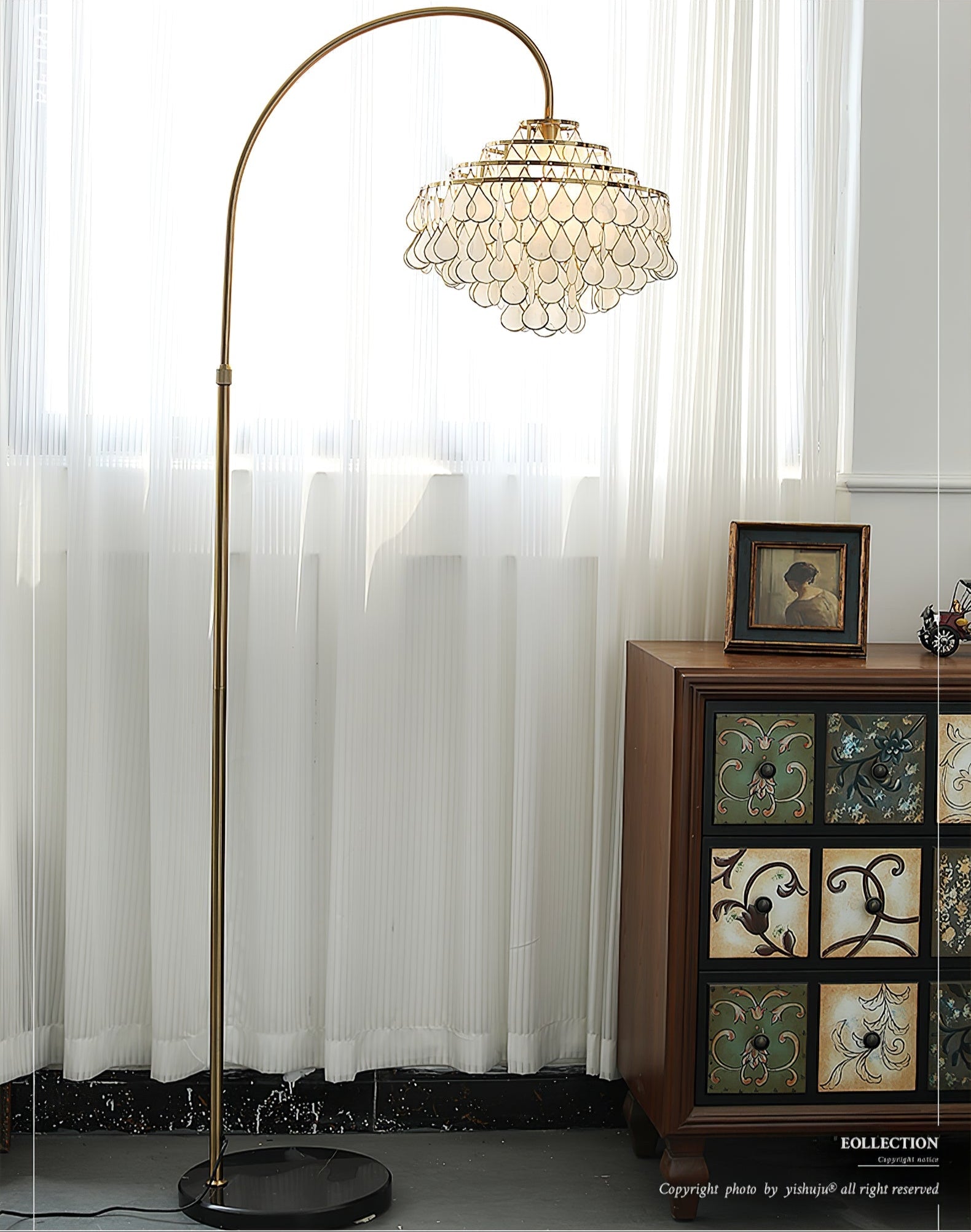 Shells Floor Lamp - Blowlighting