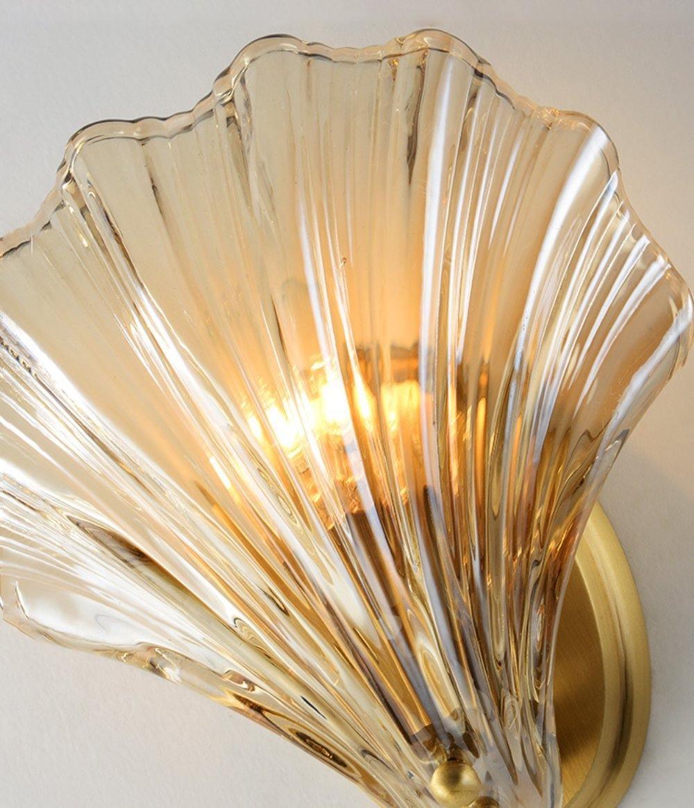 Shell Wall Light - Blowlighting