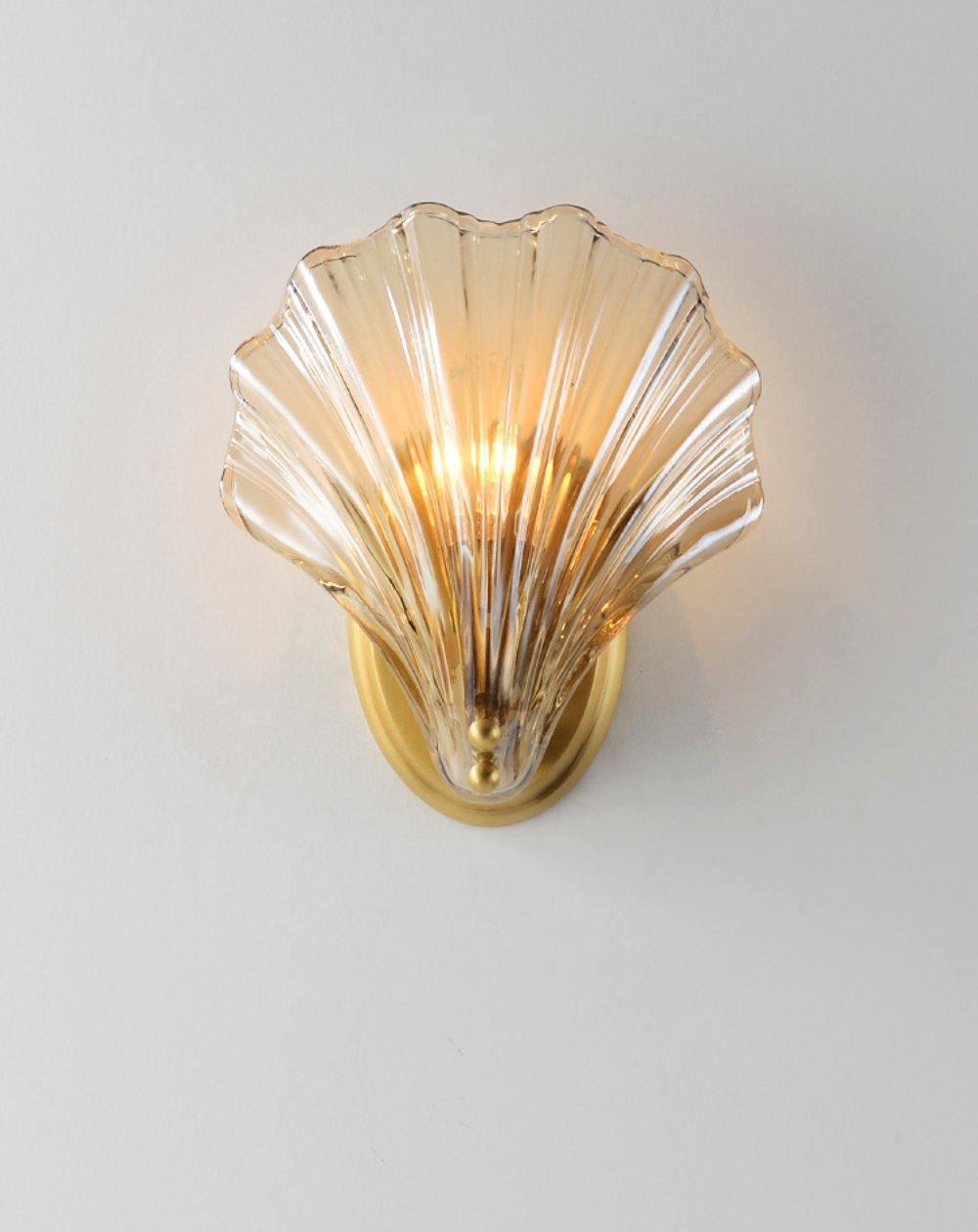 Shell Wall Light - Blowlighting