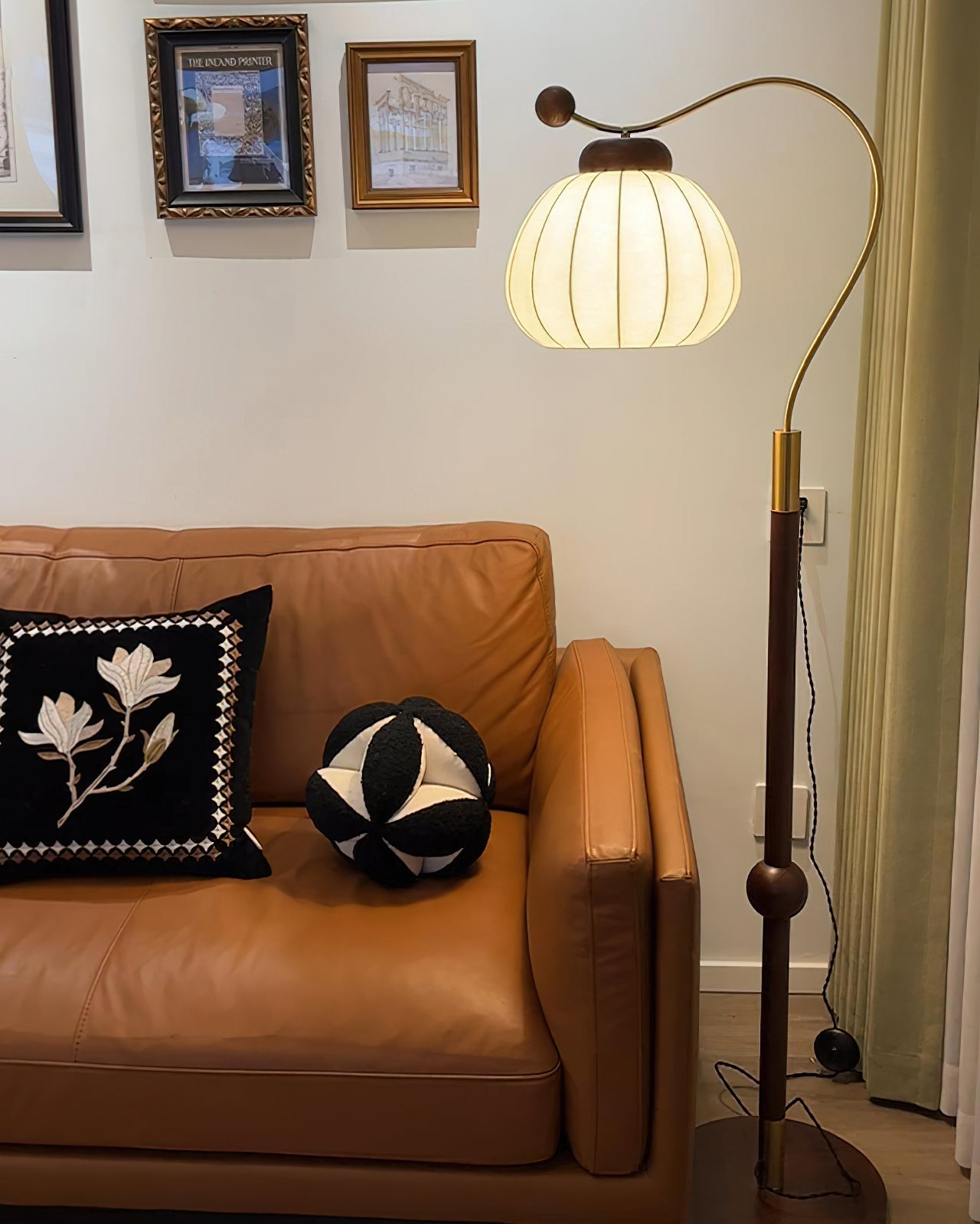 Silk Globe Floor Lamp - Blowlighting
