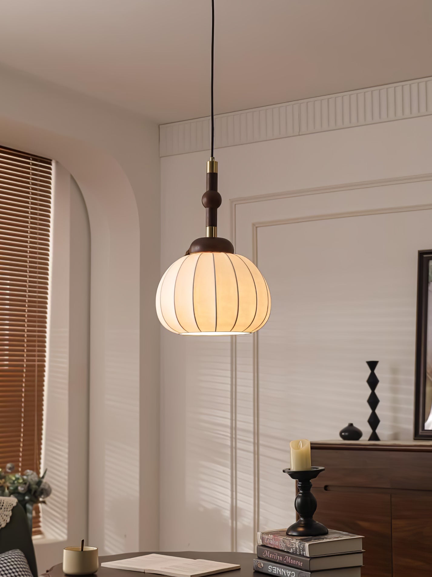 Silk Globe Pendant Lamp - Blowlighting