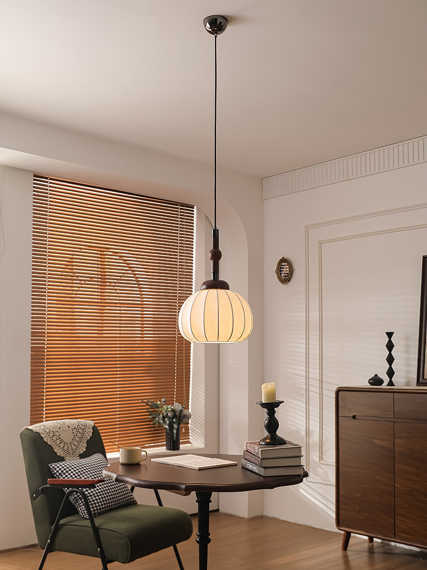 Silk Globe Pendant Lamp - Blowlighting