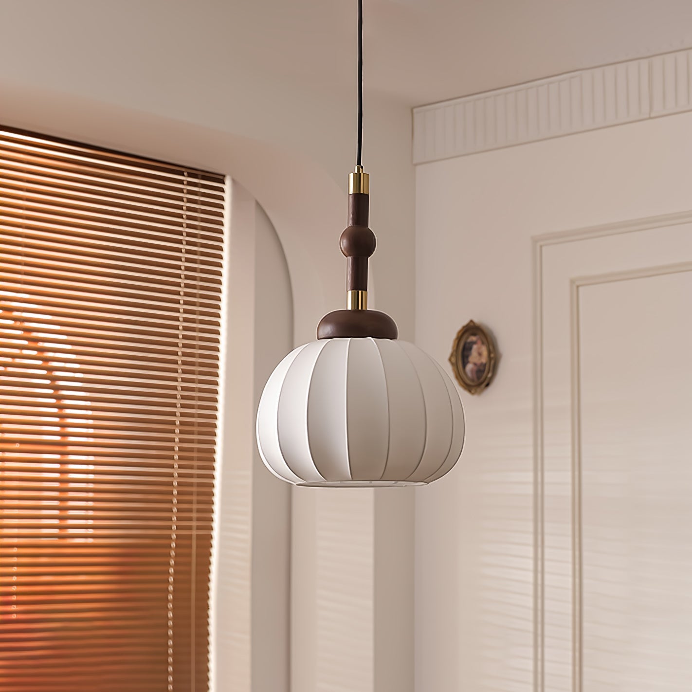 Silk Globe Pendant Lamp - Blowlighting