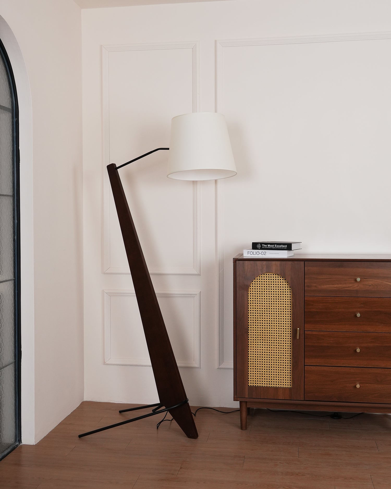 Silva Giant Floor Lamp - Blowlighting