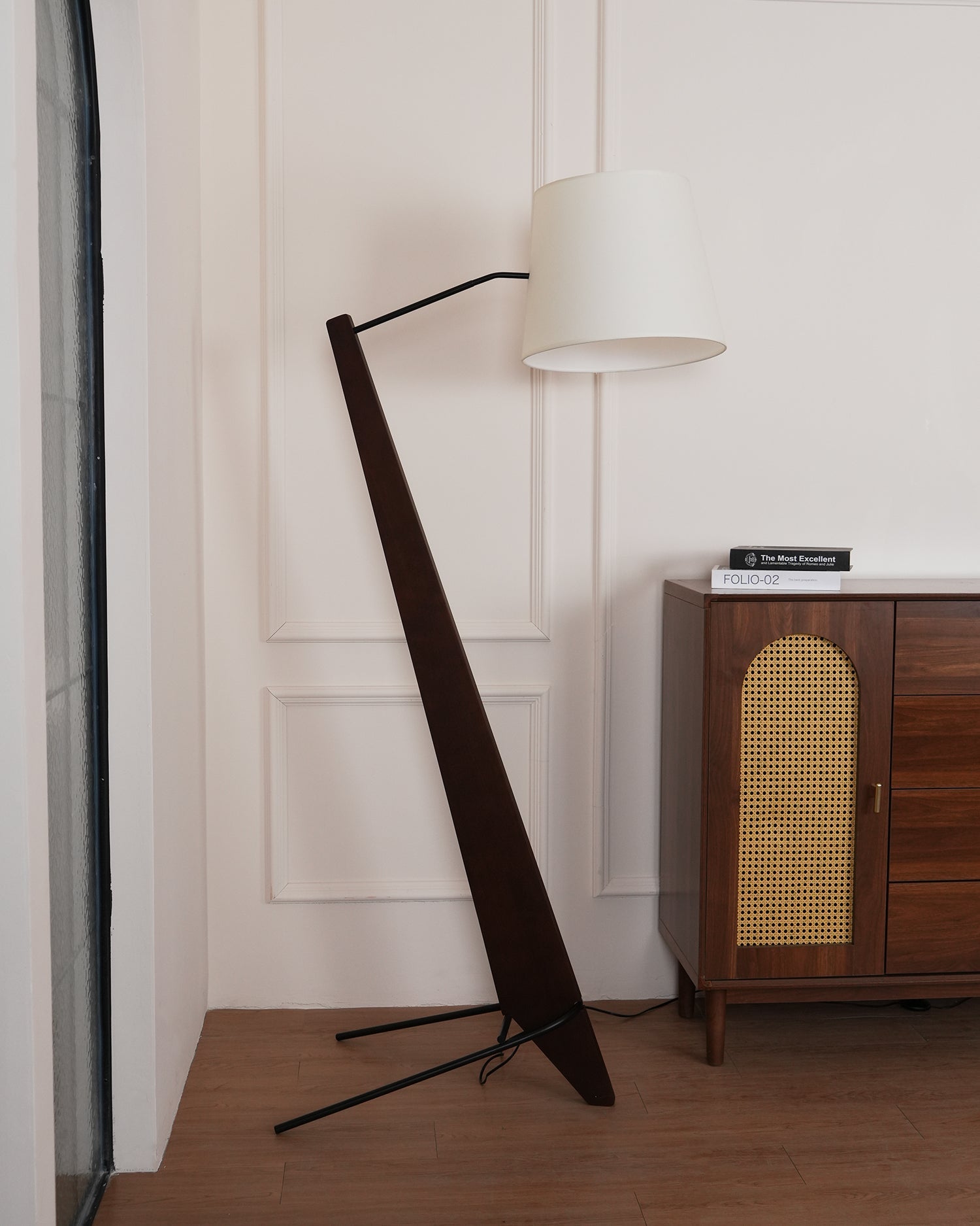Silva Giant Floor Lamp - Blowlighting