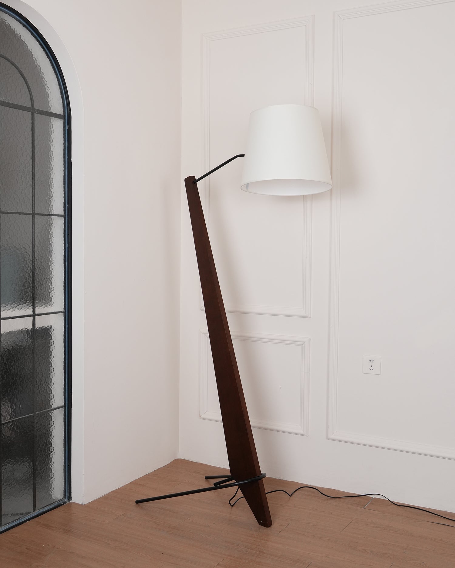 Silva Giant Floor Lamp - Blowlighting