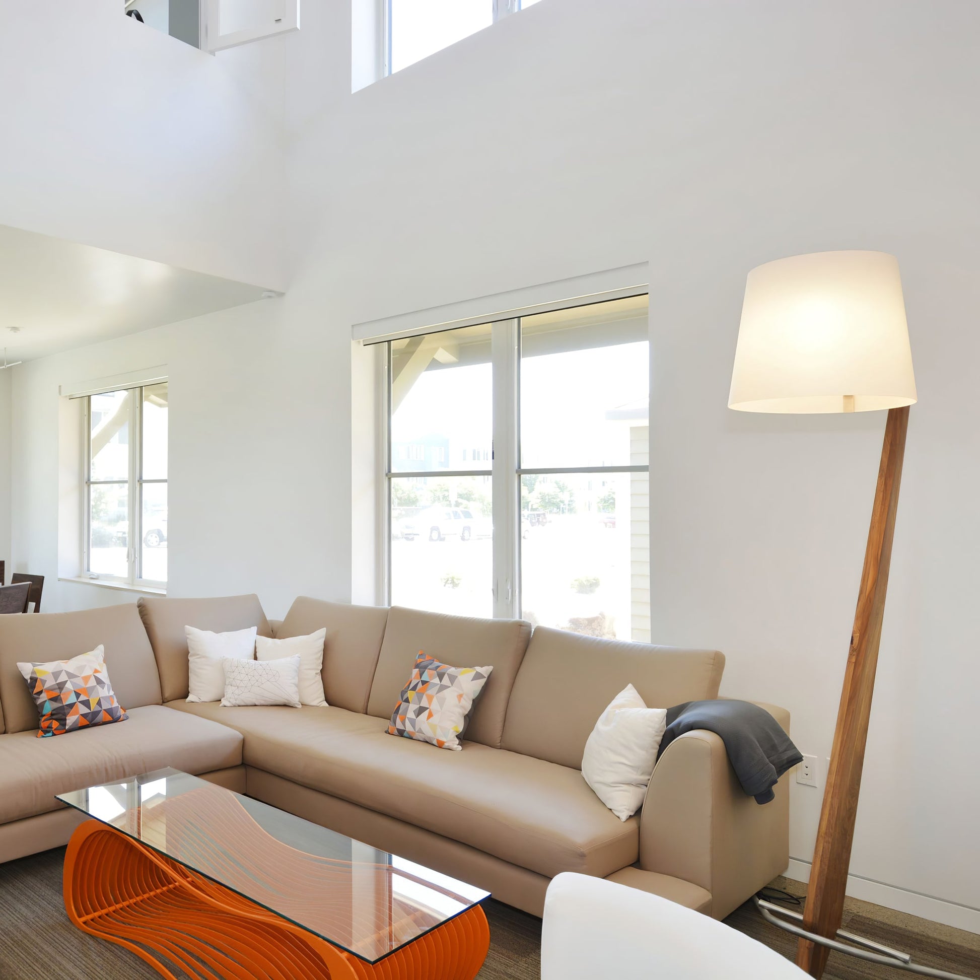 Silva Giant Floor Lamp - Blowlighting