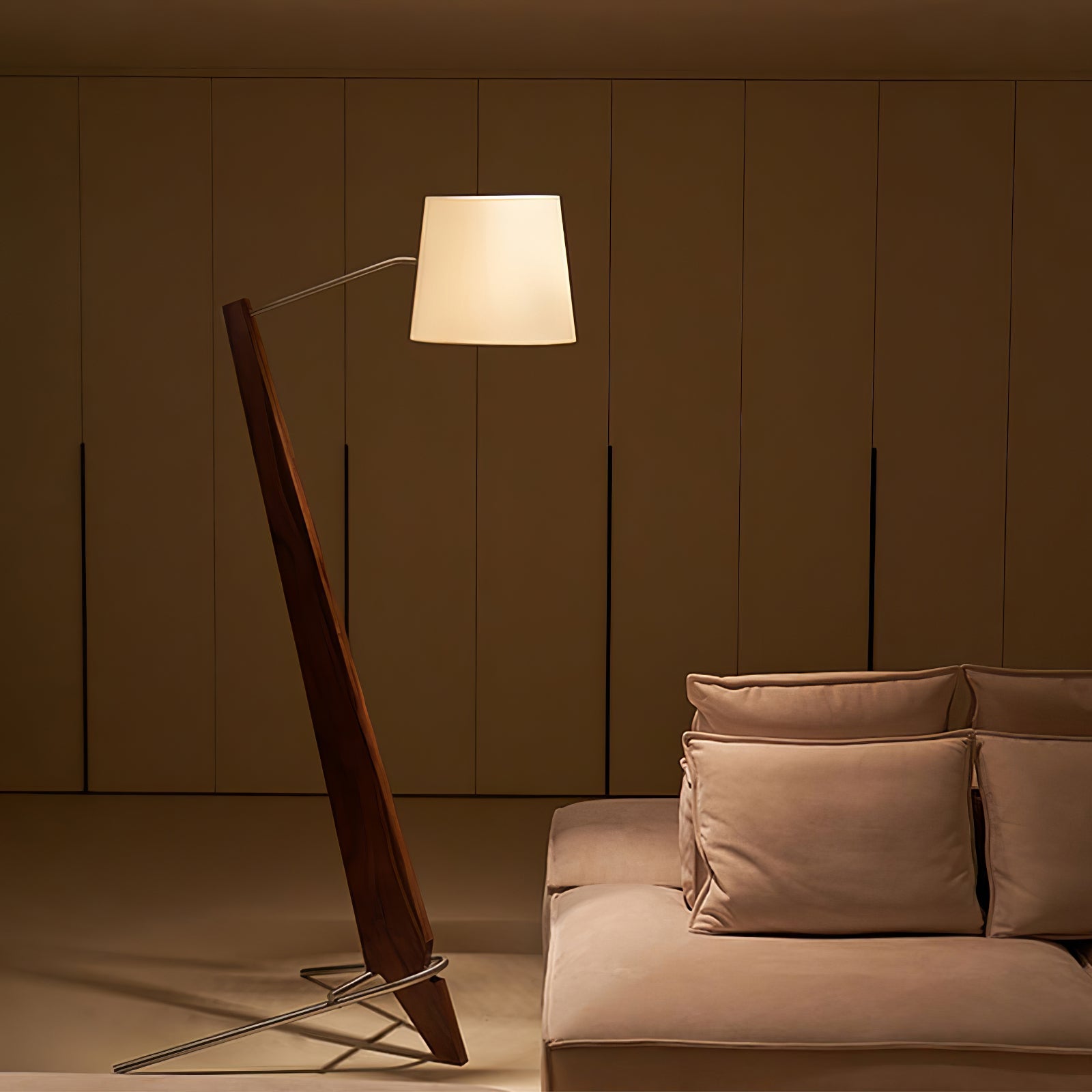 Silva Giant Floor Lamp - Blowlighting