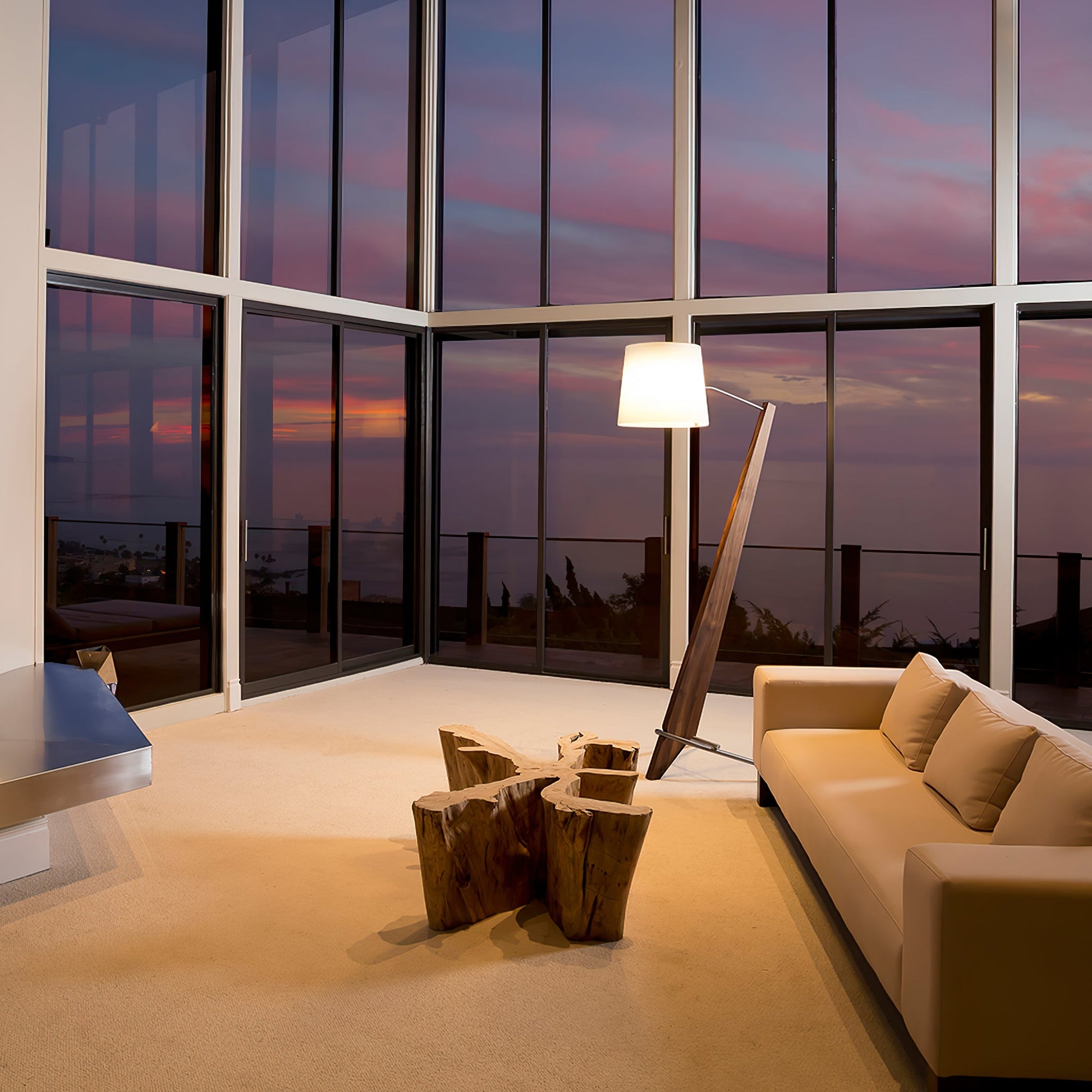 Silva Giant Floor Lamp - Blowlighting