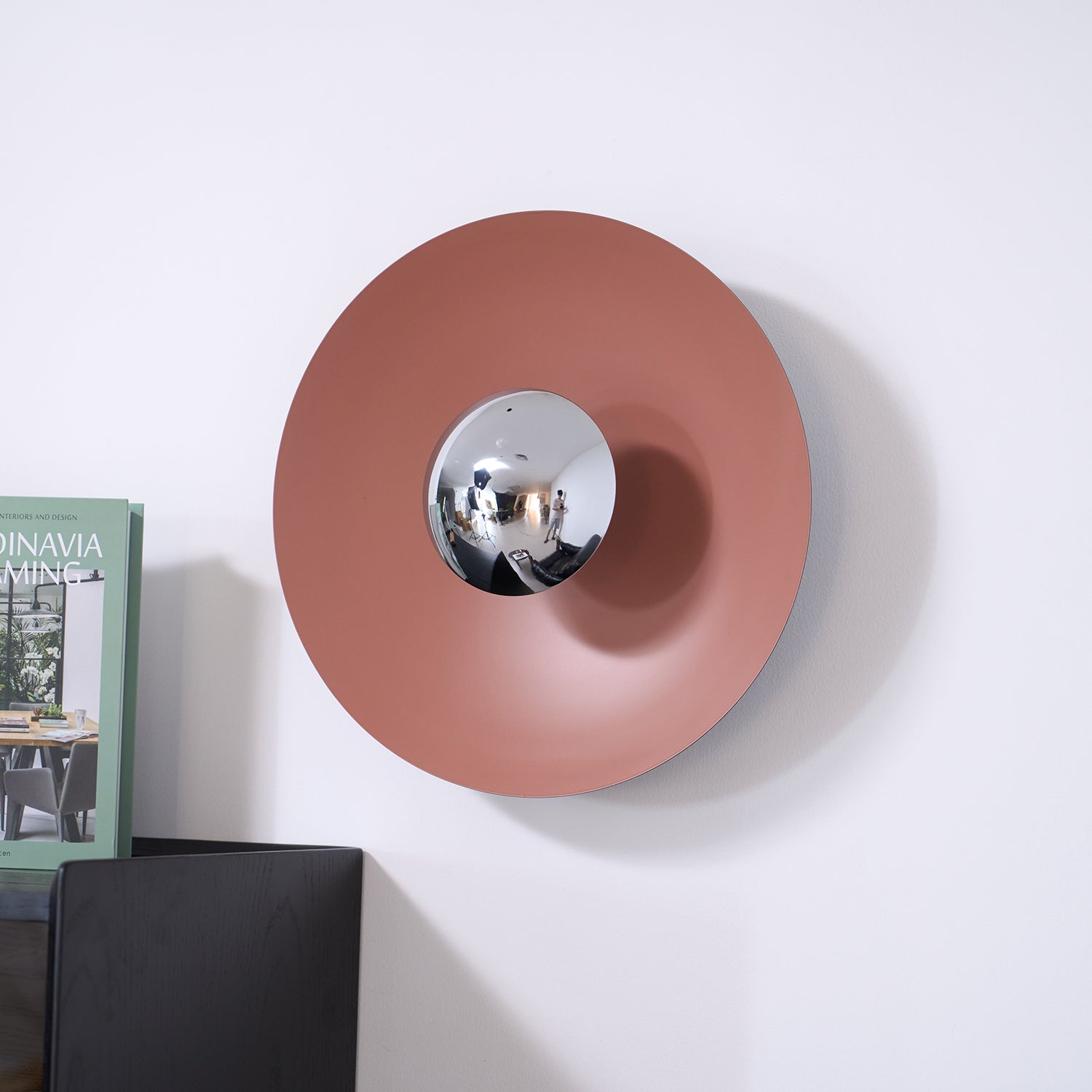 Simplicity Glow Plug-in Wall Light - Blowlighting
