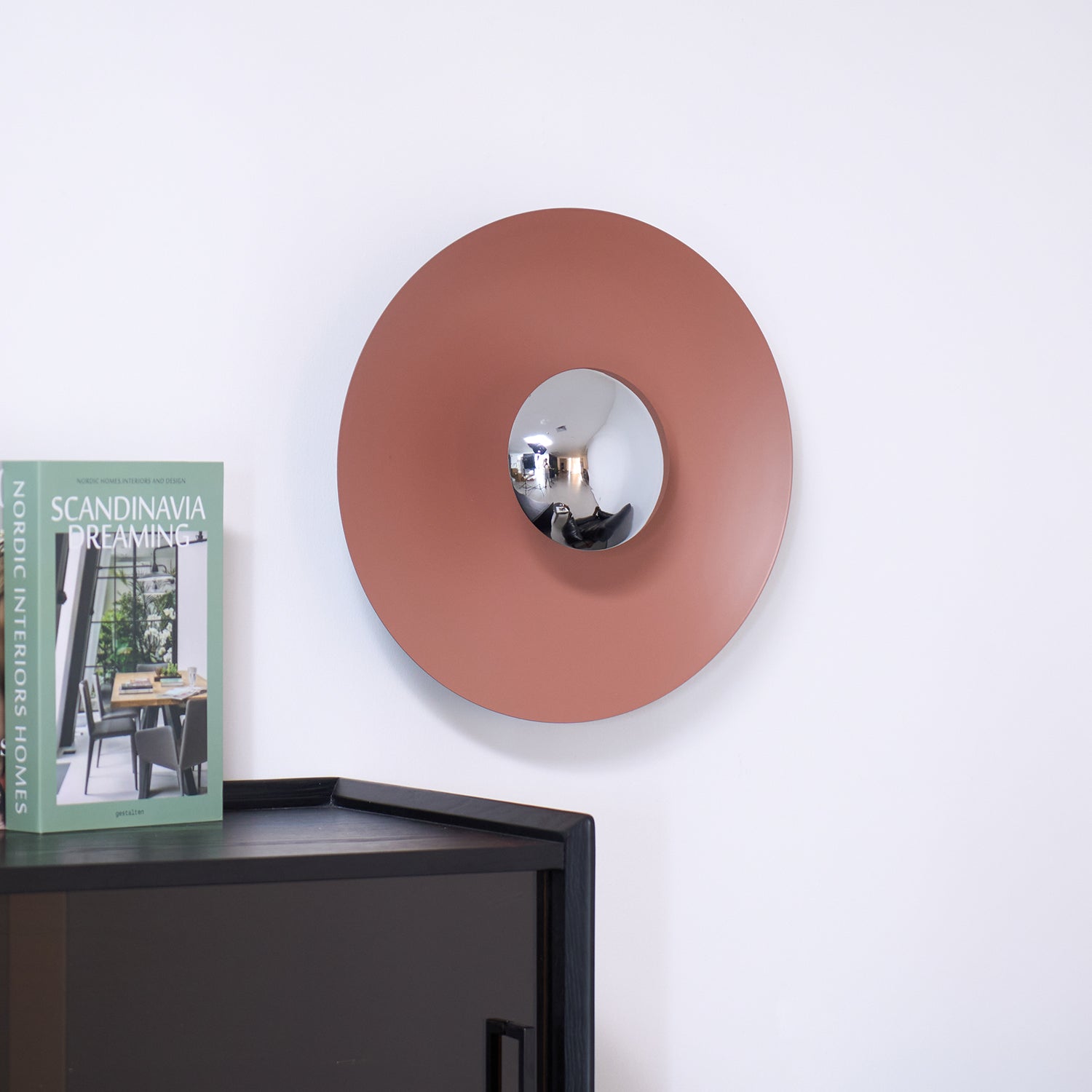 Simplicity Glow Plug-in Wall Light - Blowlighting