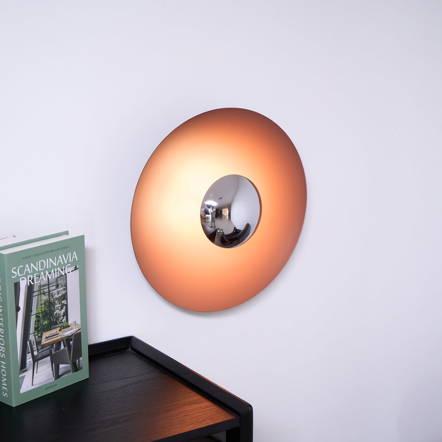 Simplicity Glow Plug-in Wall Light - Blowlighting
