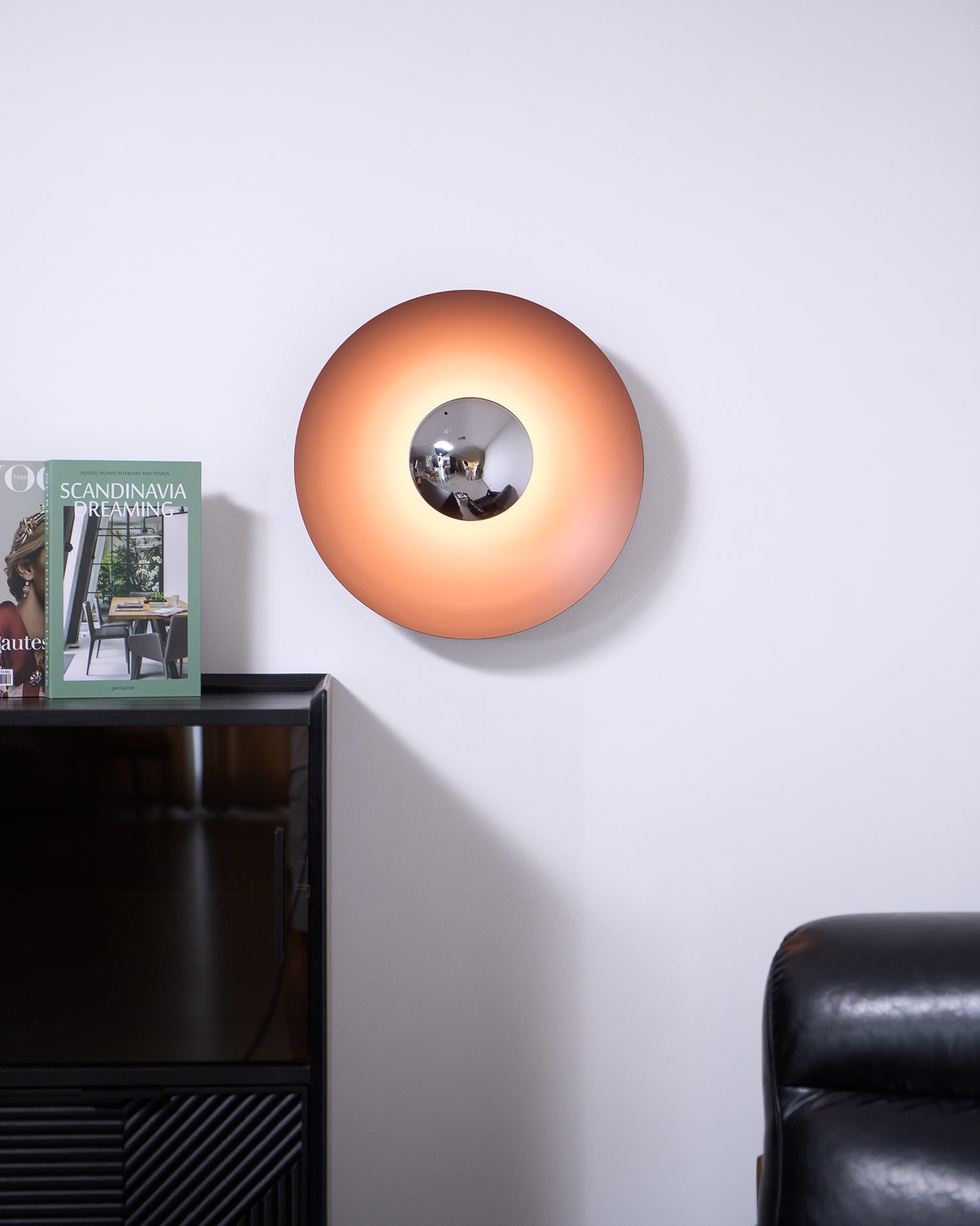 Simplicity Glow Plug-in Wall Light - Blowlighting