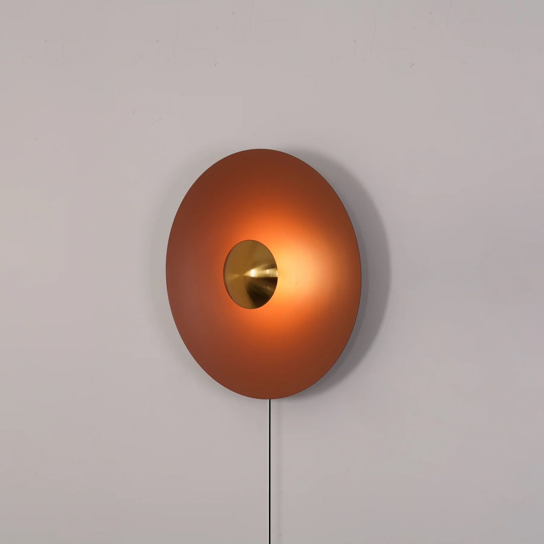 Simplicity Glow Plug-in Wall Light - Blowlighting