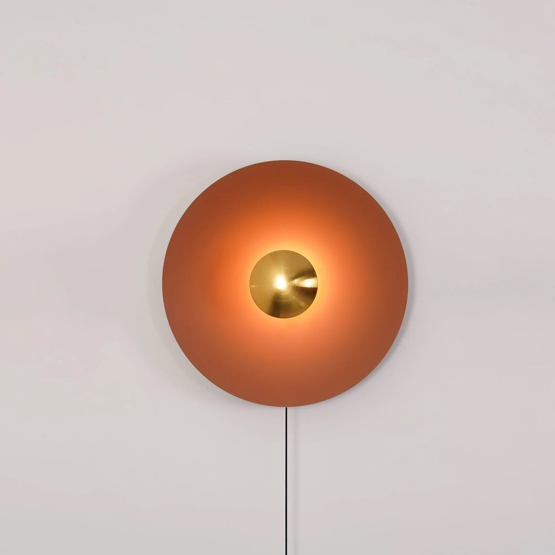 Simplicity Glow Plug-in Wall Light - Blowlighting