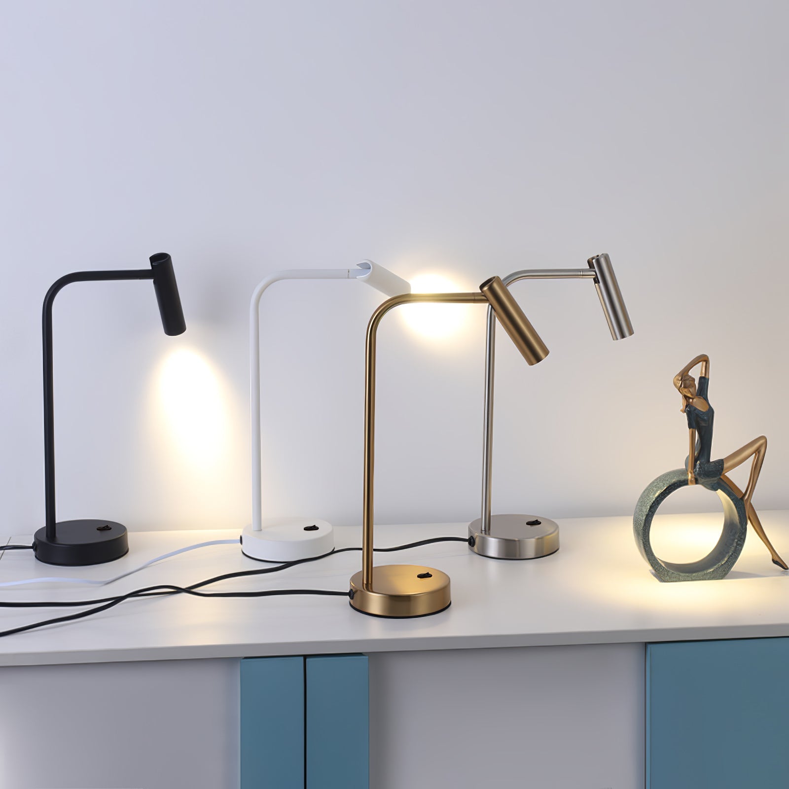 Skinny Table Lamp - Blowlighting