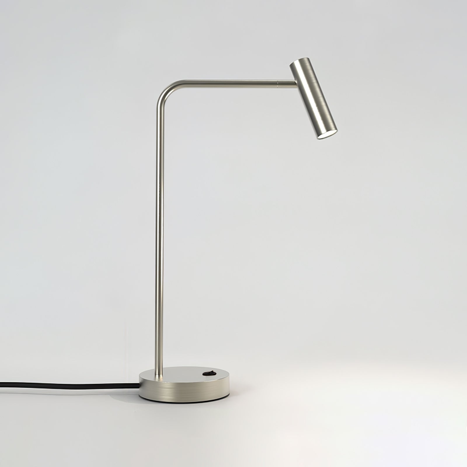 Skinny Table Lamp - Blowlighting