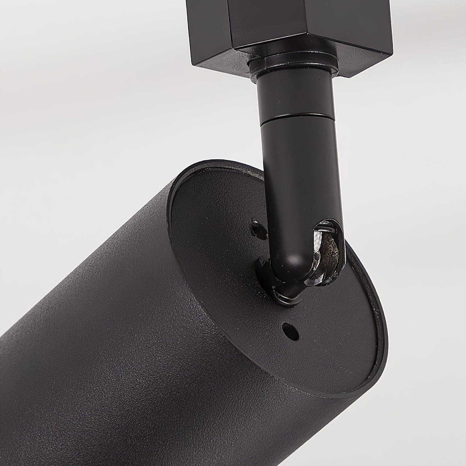 Sleek Cylinder Track Light - Blowlighting