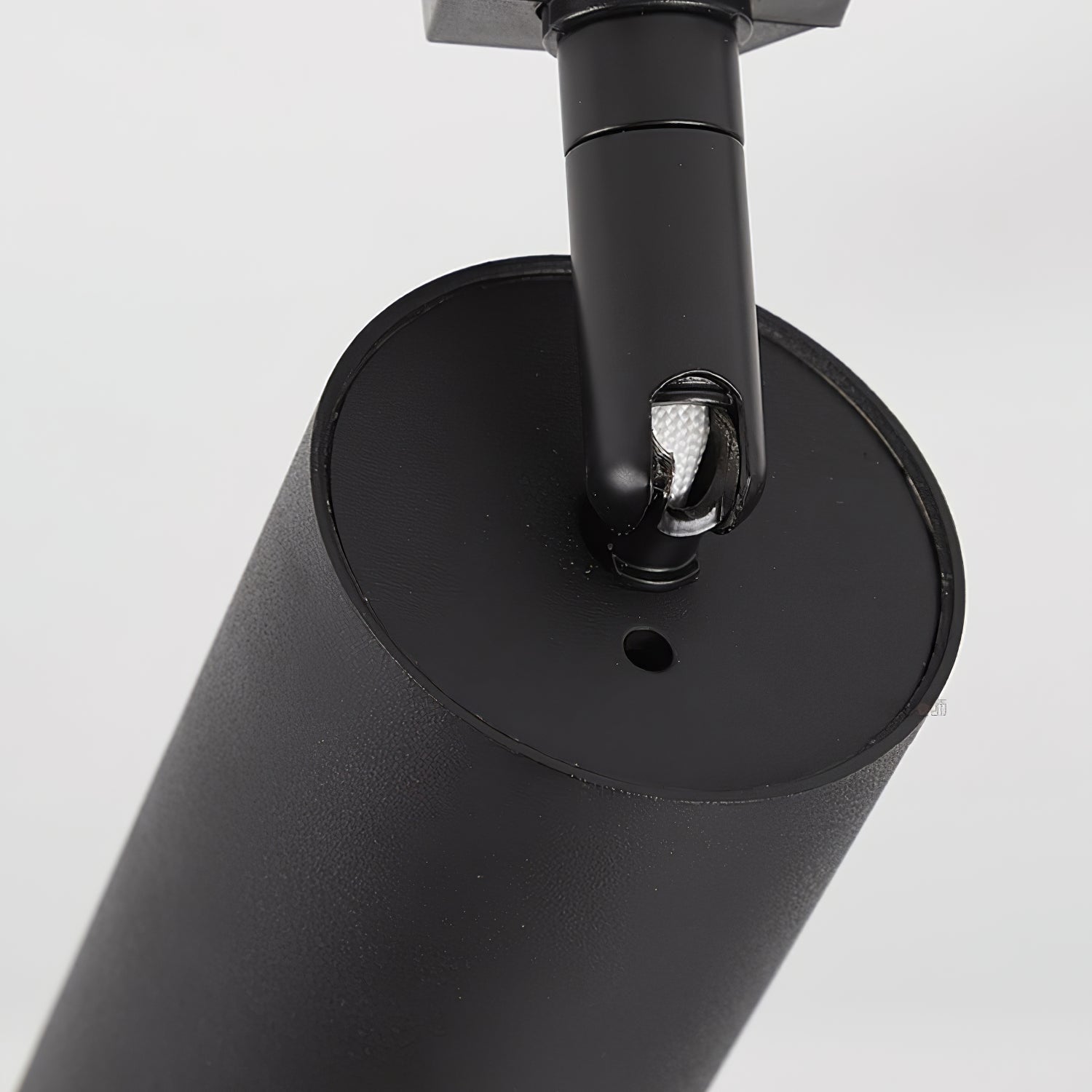 Sleek Cylinder Track Light - Blowlighting
