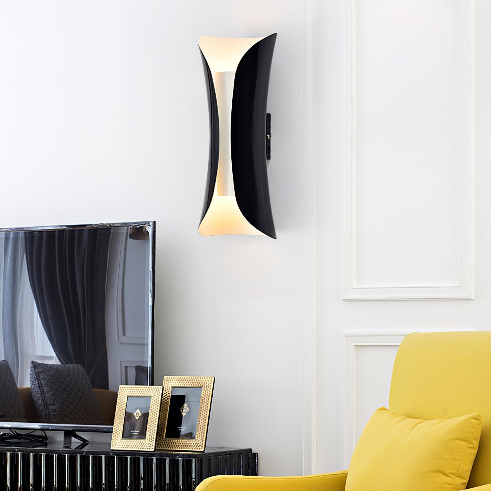 Small Waist Wall Lamp - Blowlighting