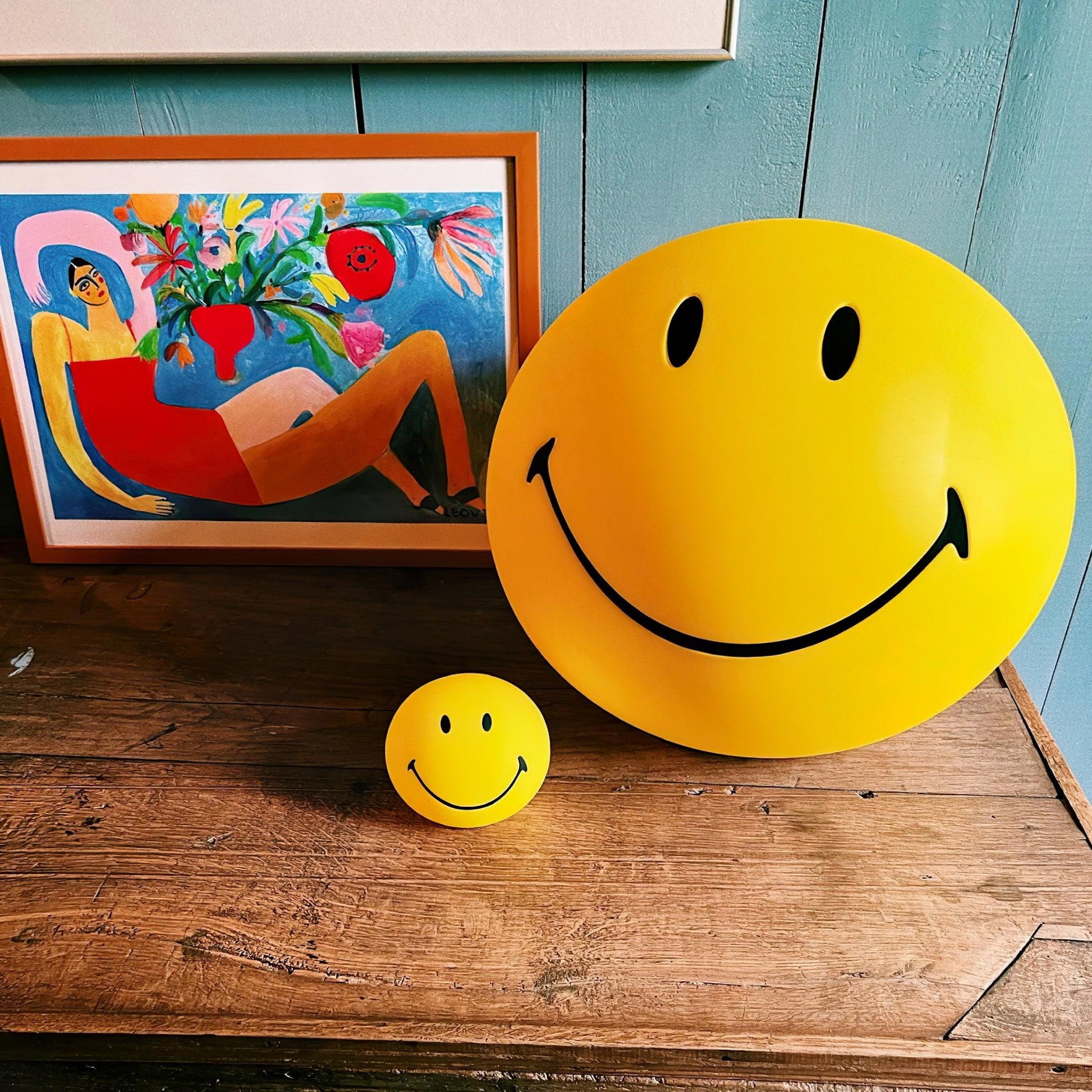 Smiling Rechargeable Table Lamp - Blowlighting