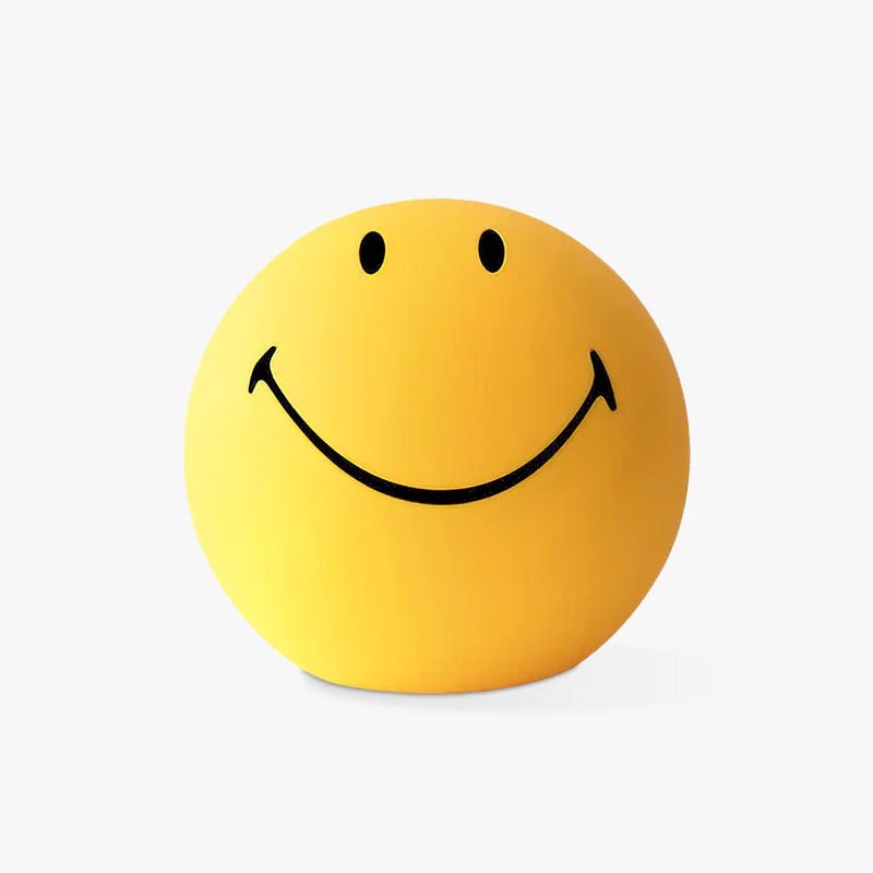Smiling Table Lamp - Blowlighting