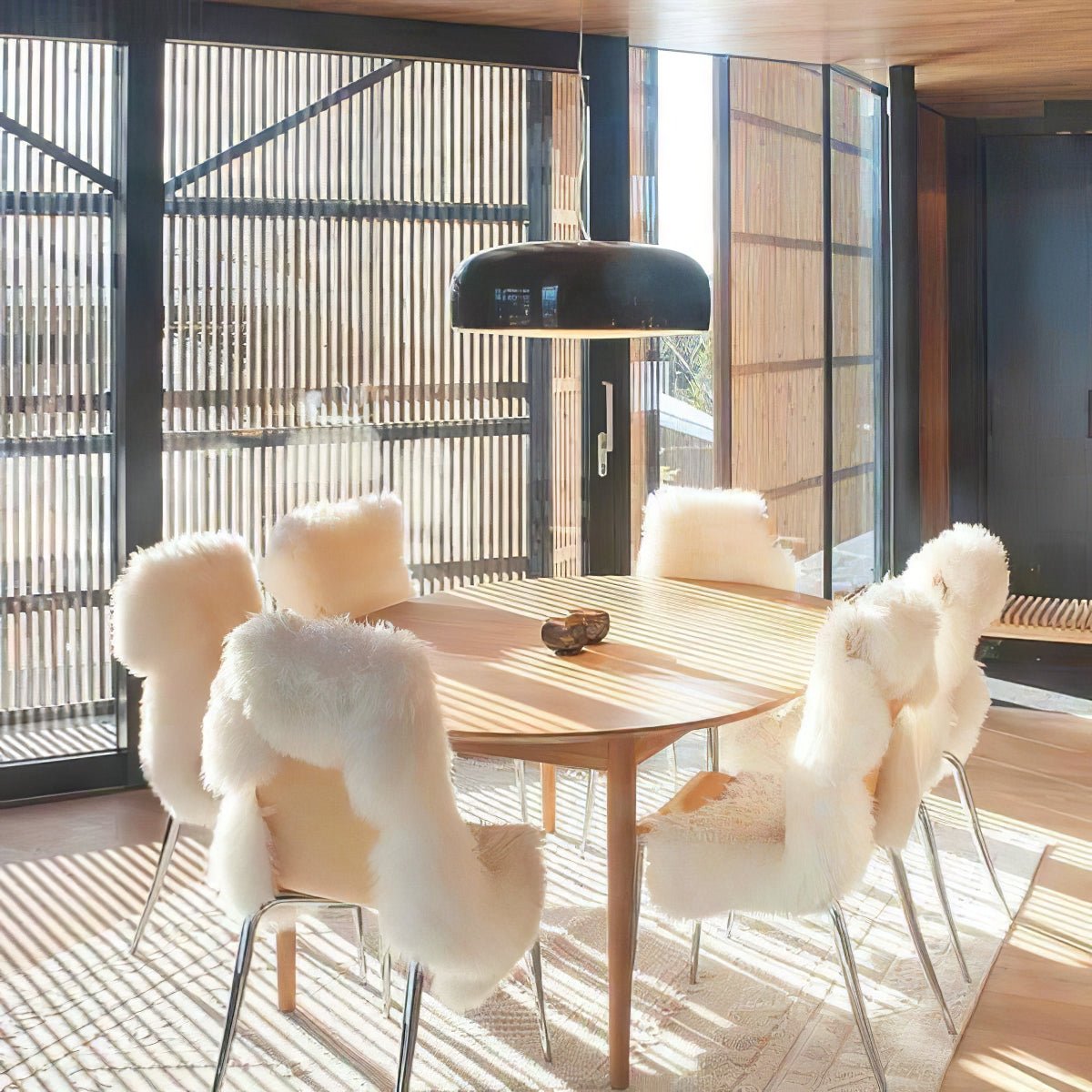 Ryan Minimalist Metal Pendant Light - Blowlighting