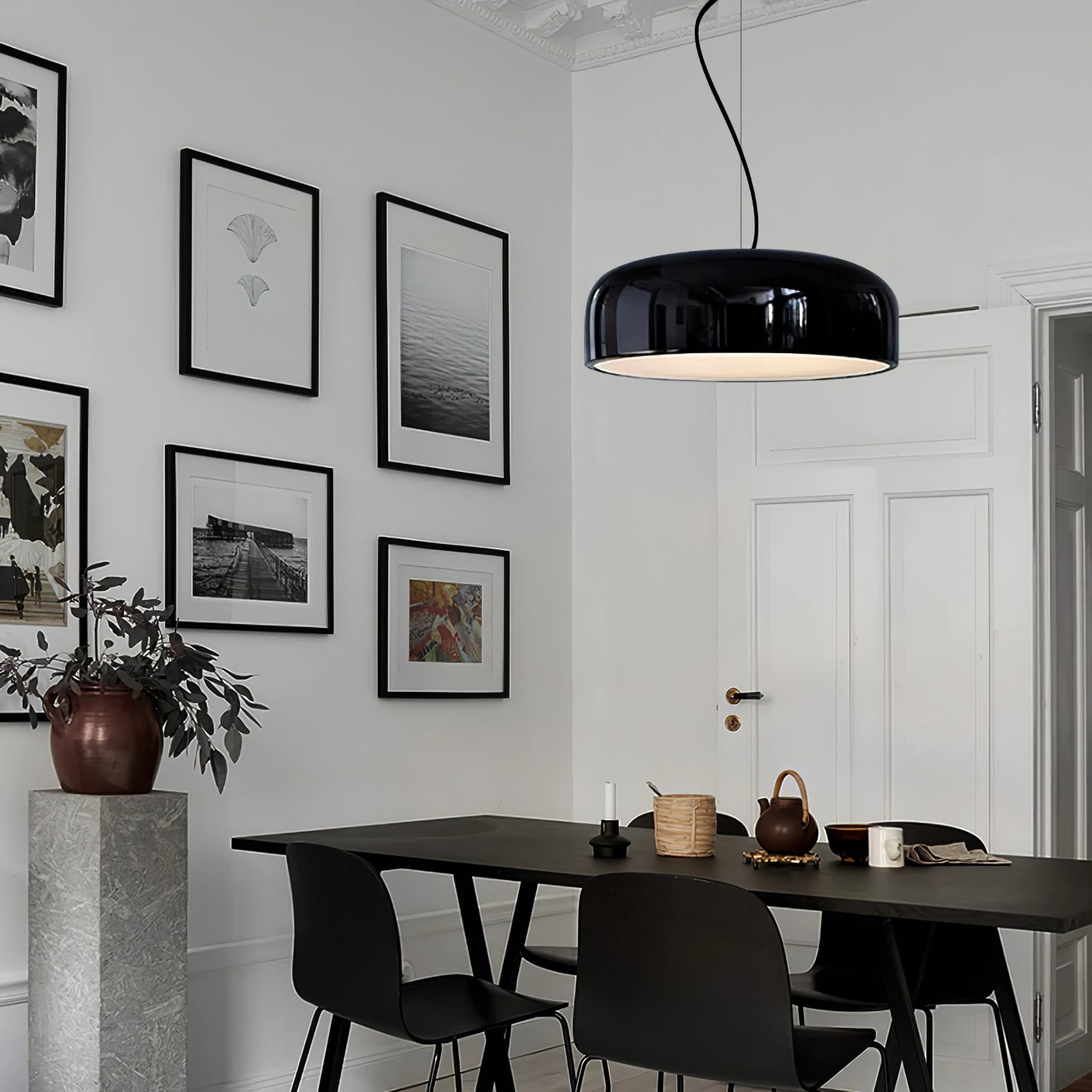 Ryan Minimalist Metal Pendant Light - Blowlighting
