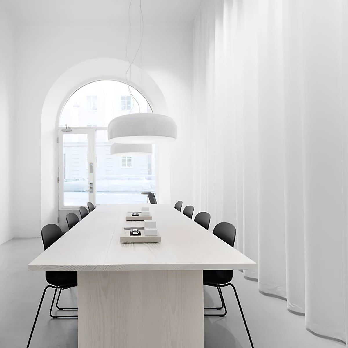 Ryan Minimalist Metal Pendant Light - Blowlighting